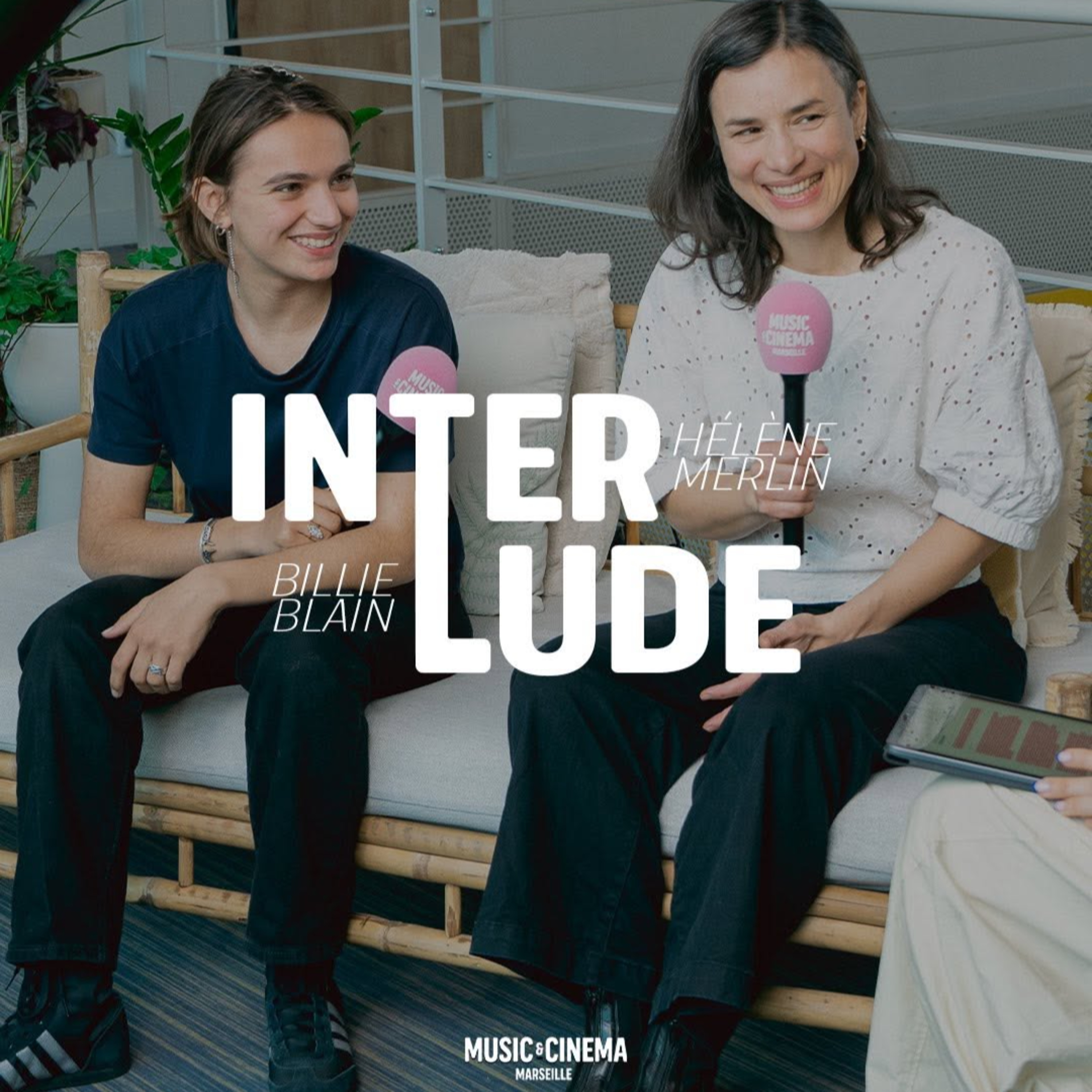 Interlude avec l'équipe de Cassandre (Hélène Merlin, Billie Blain et Delphine Malausséna) episode artwork