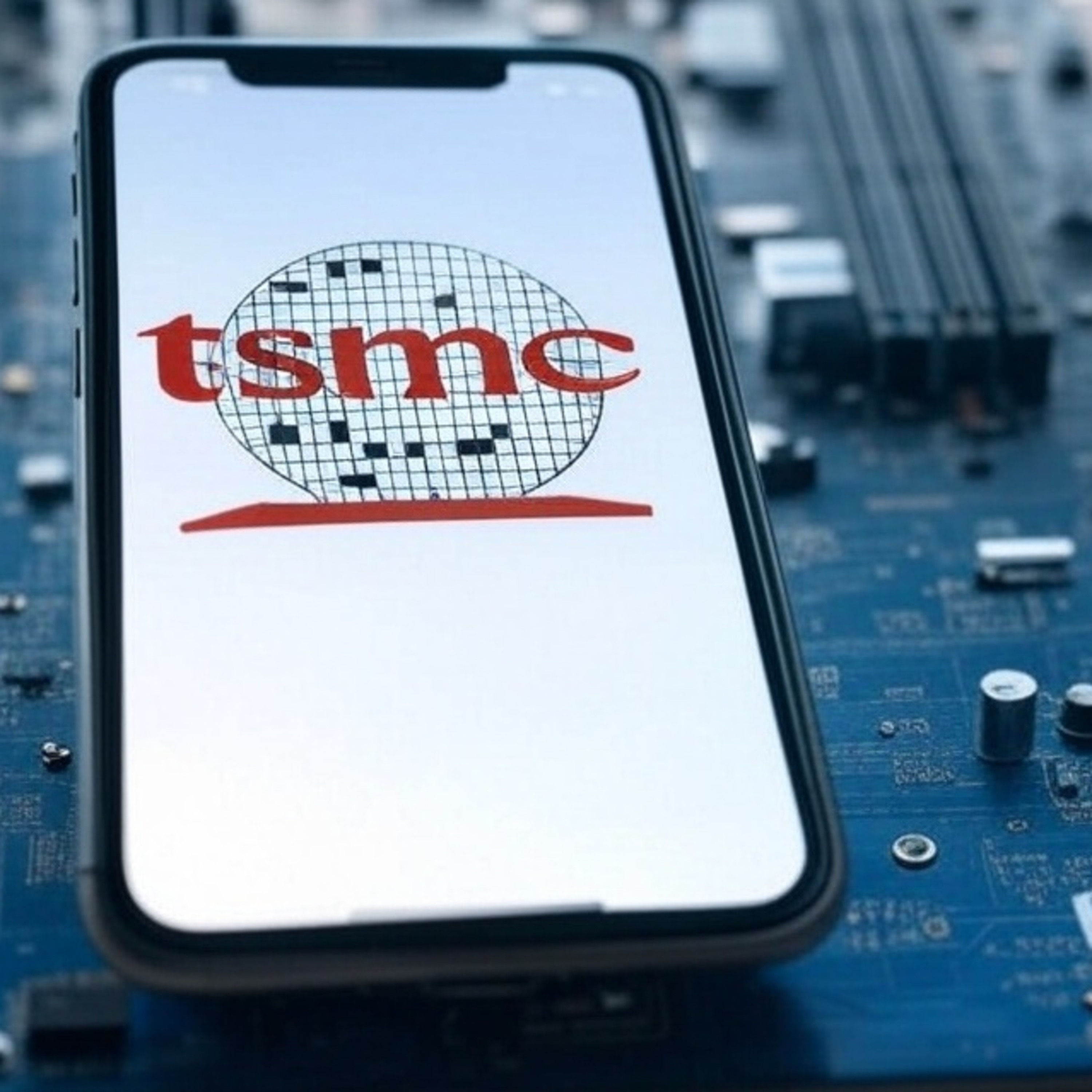 🎙️💻 Semiconductores y soberanía: la nueva guerra fría tecnológica