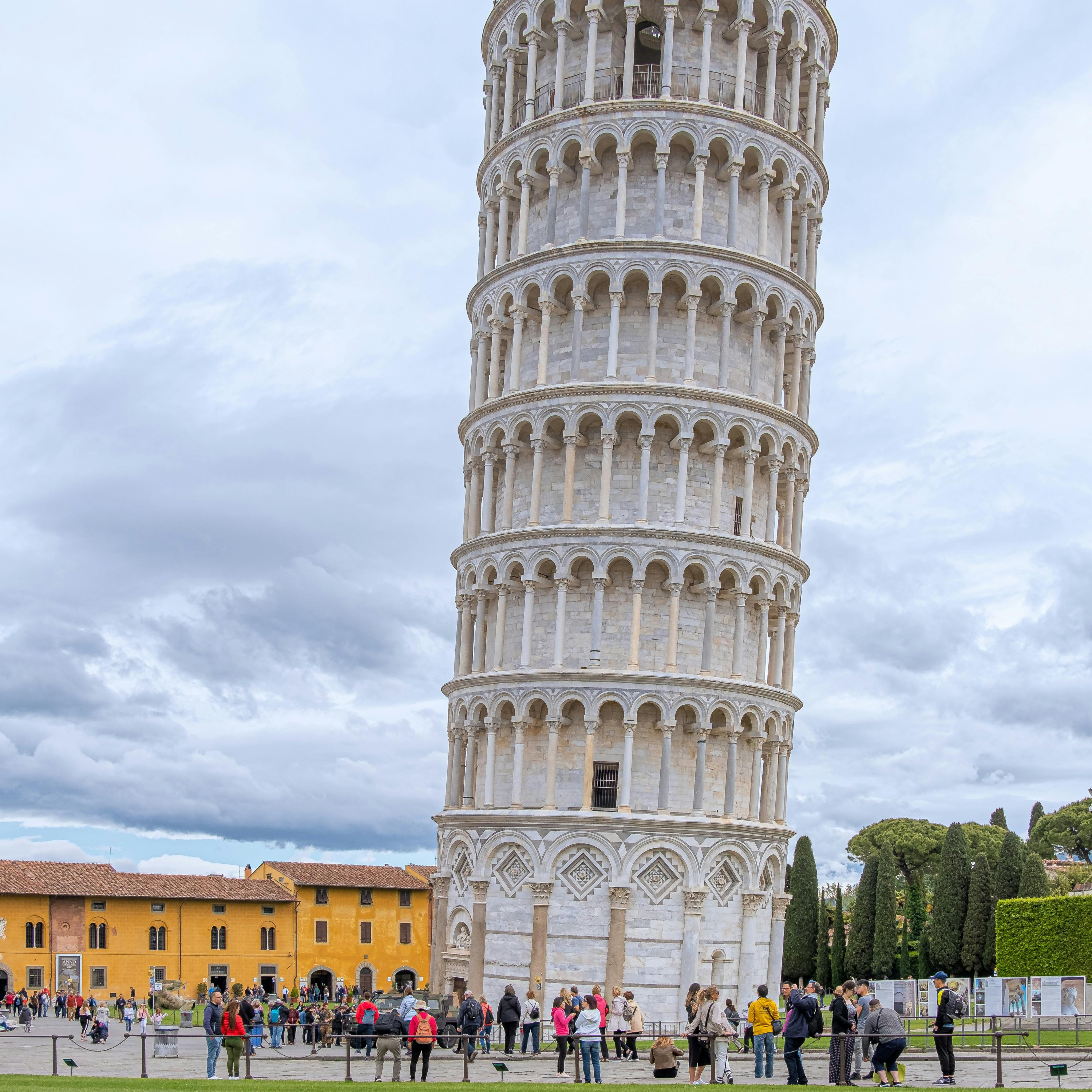 La Torre de Pisa episode artwork