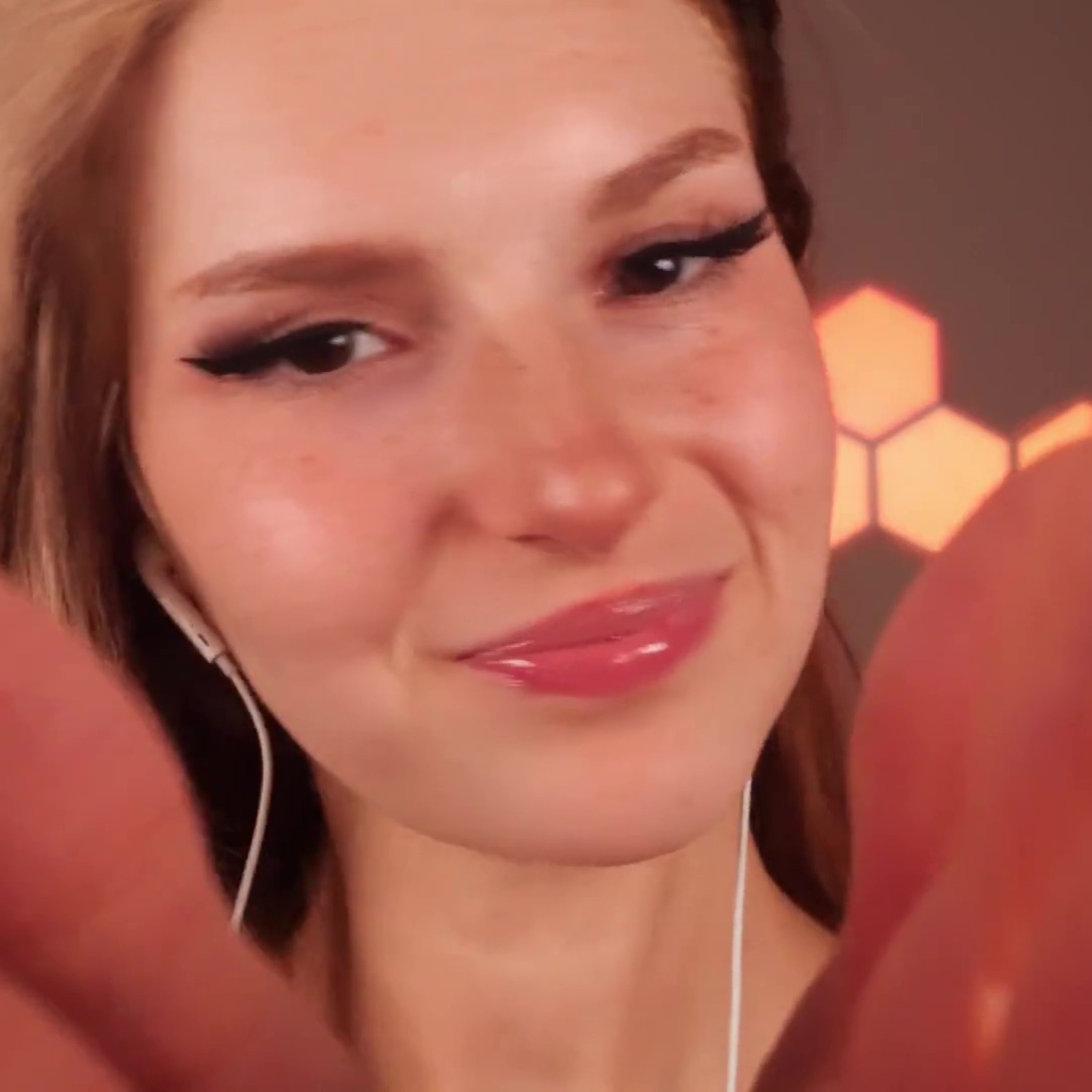 ASMR Upclose Kissses episode artwork