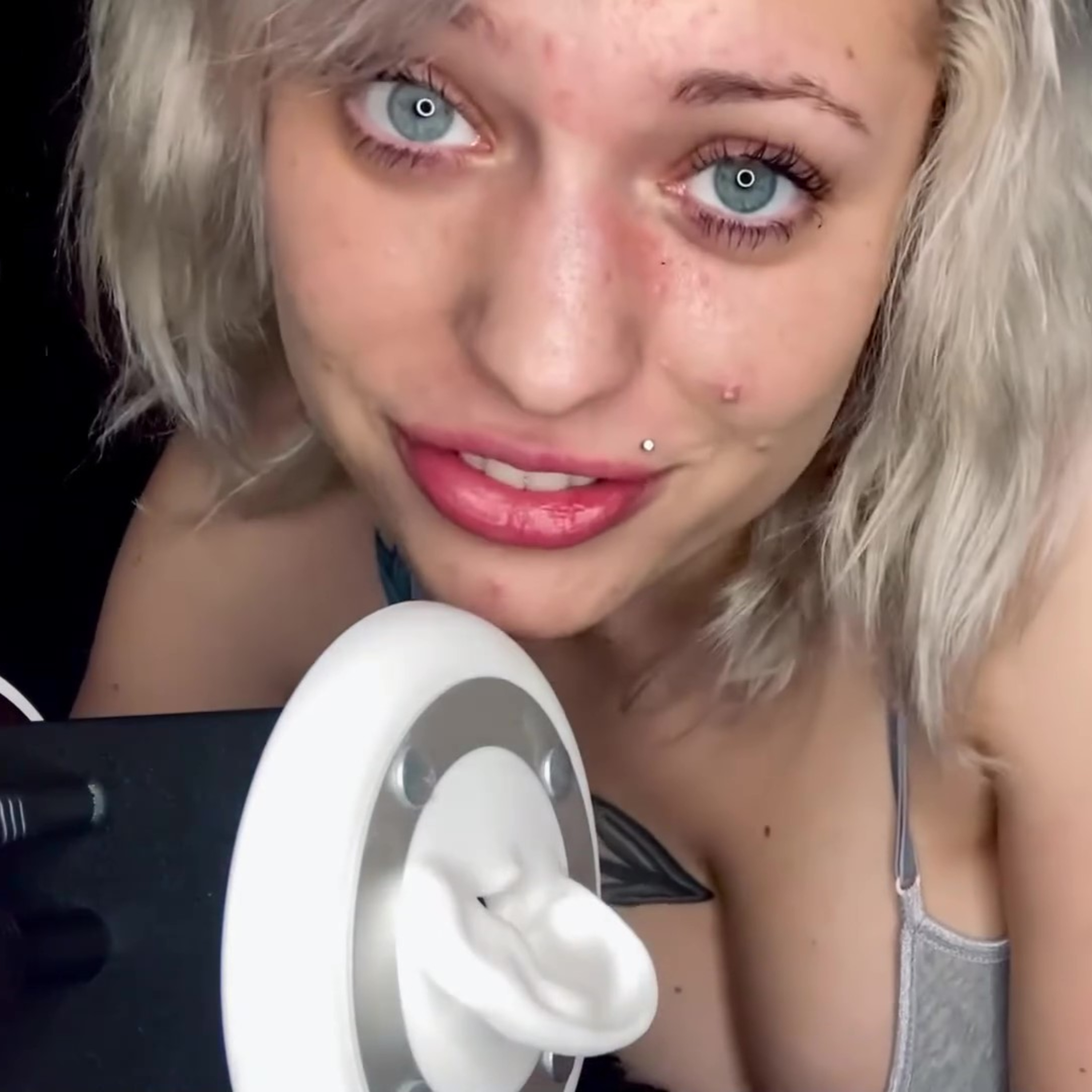 ASMR GF Roleplay ＊Waking Up With Your Girlfriend episode artwork