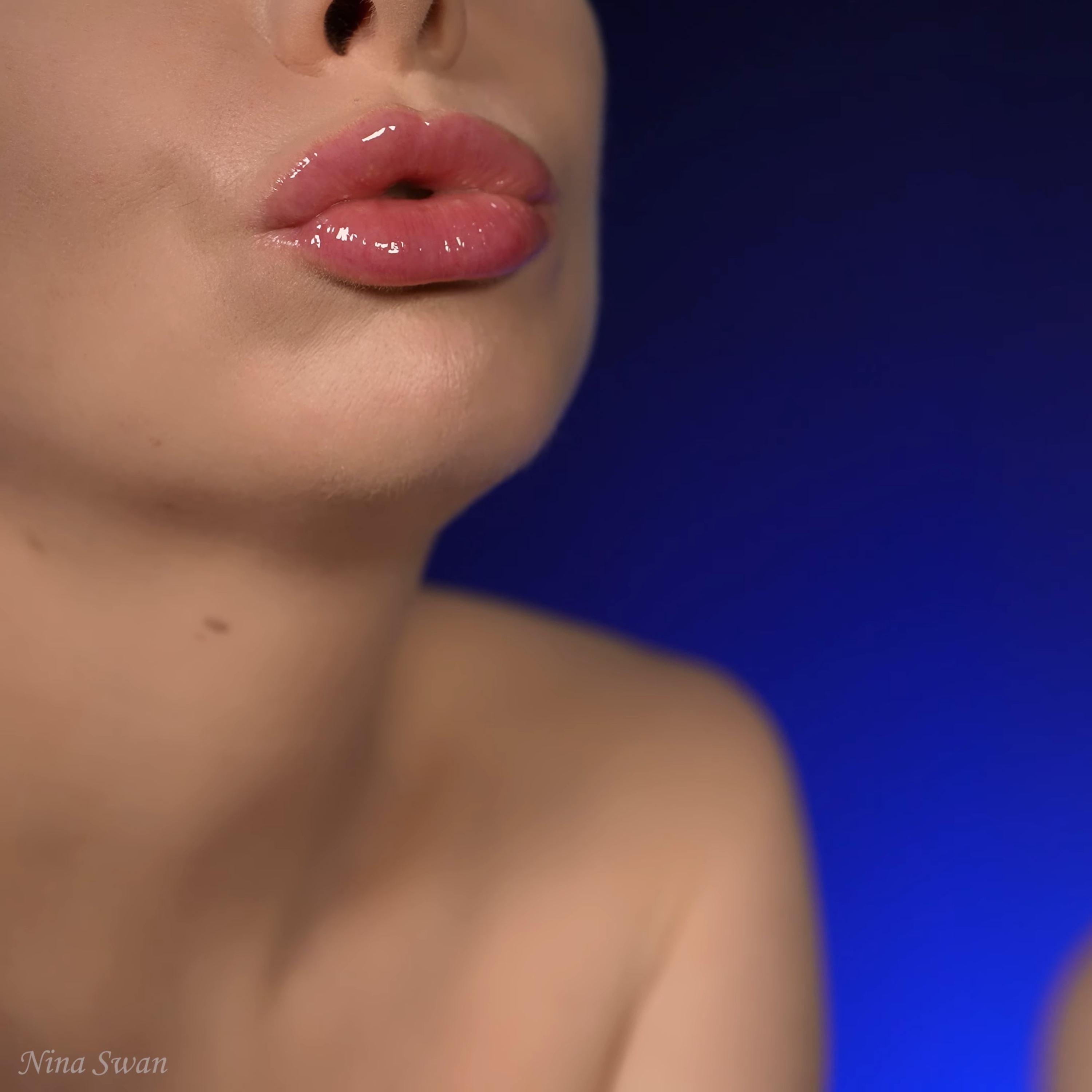 ✨💋 TWIN KISSES 💋✨ ASMR -NO TALKING