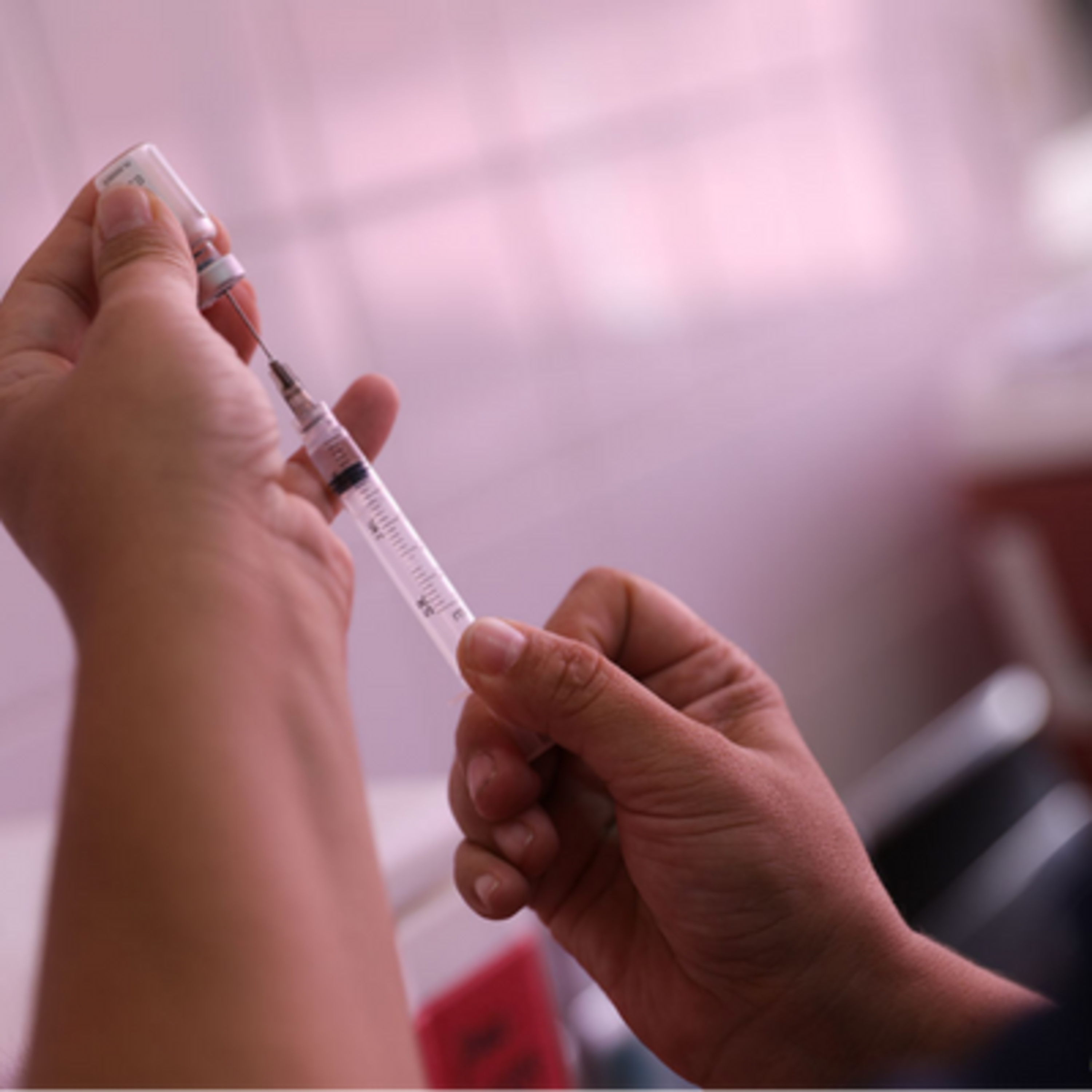 Vacinação em adultos: quais imunizantes devem ser tomados?