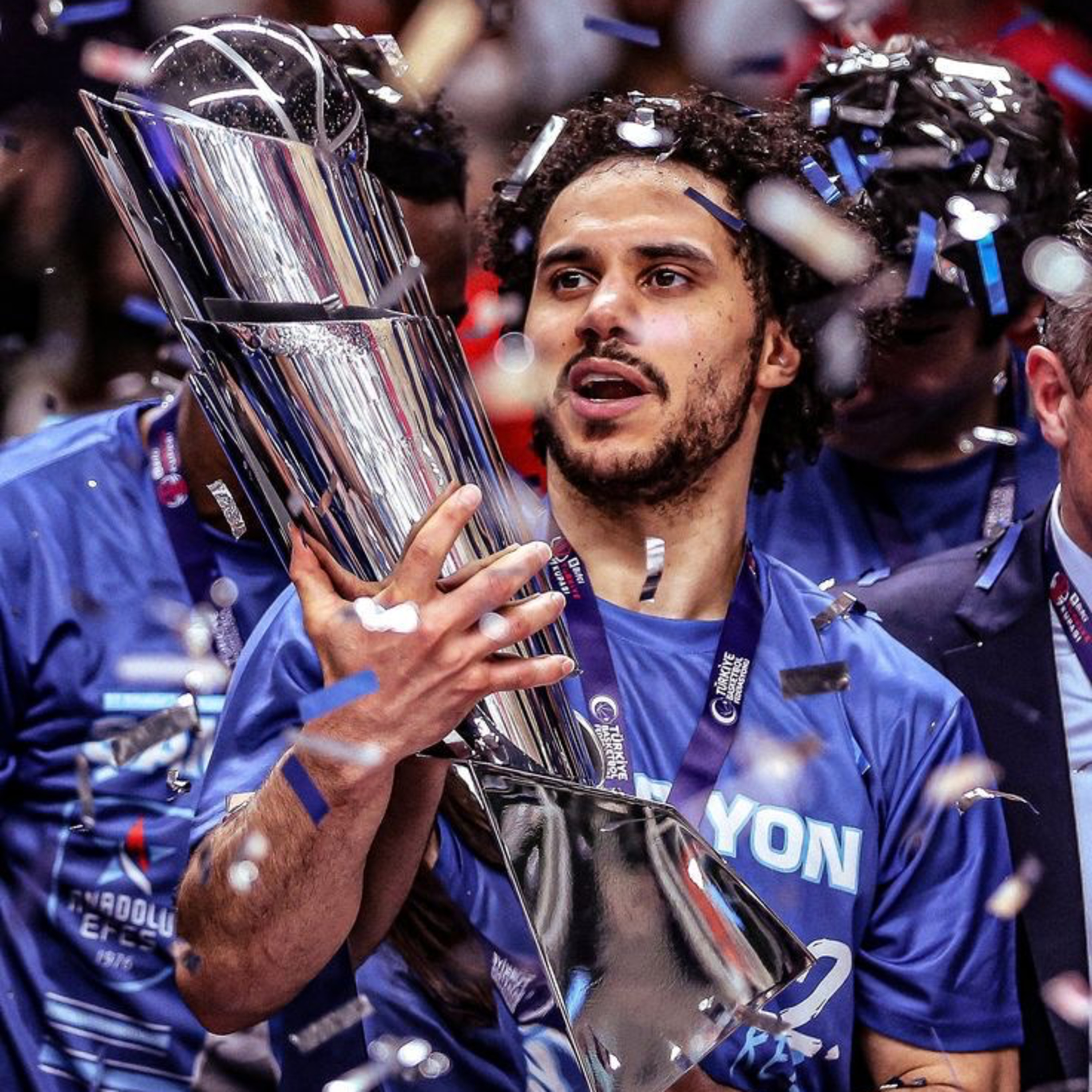 Shane Larkin yanıyor🔥 episode artwork