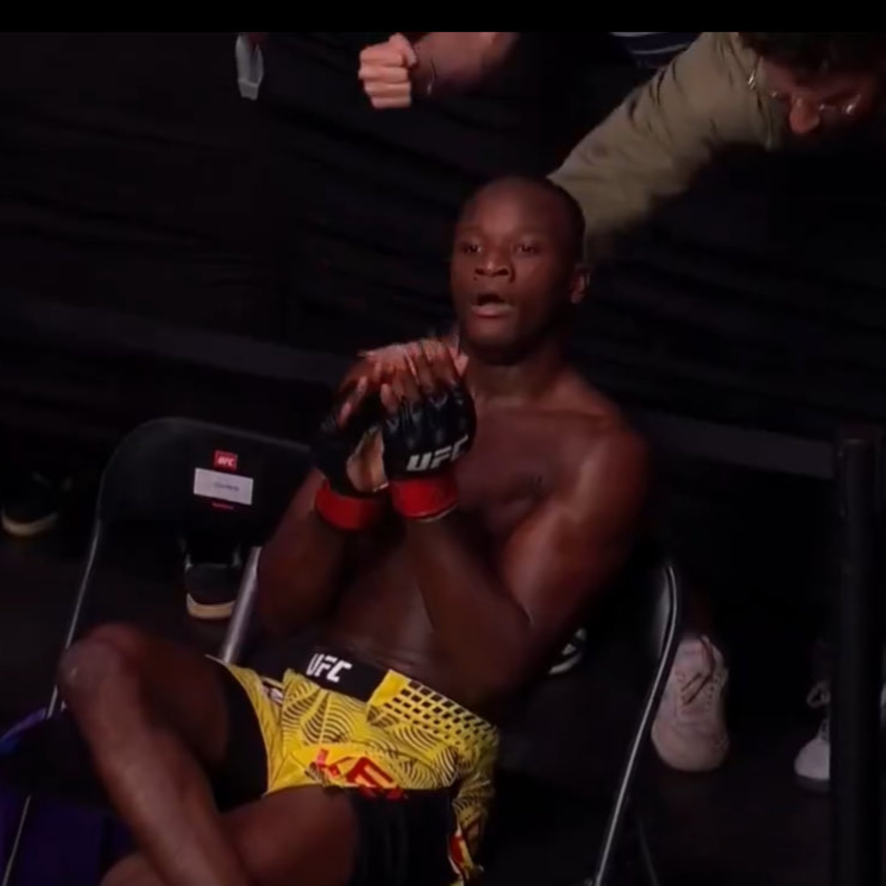 UFC Paris Knockouts, Marlon Moraes' Street Hip-Toss, Makhachev's Cage Condition, & UFC Double Standards