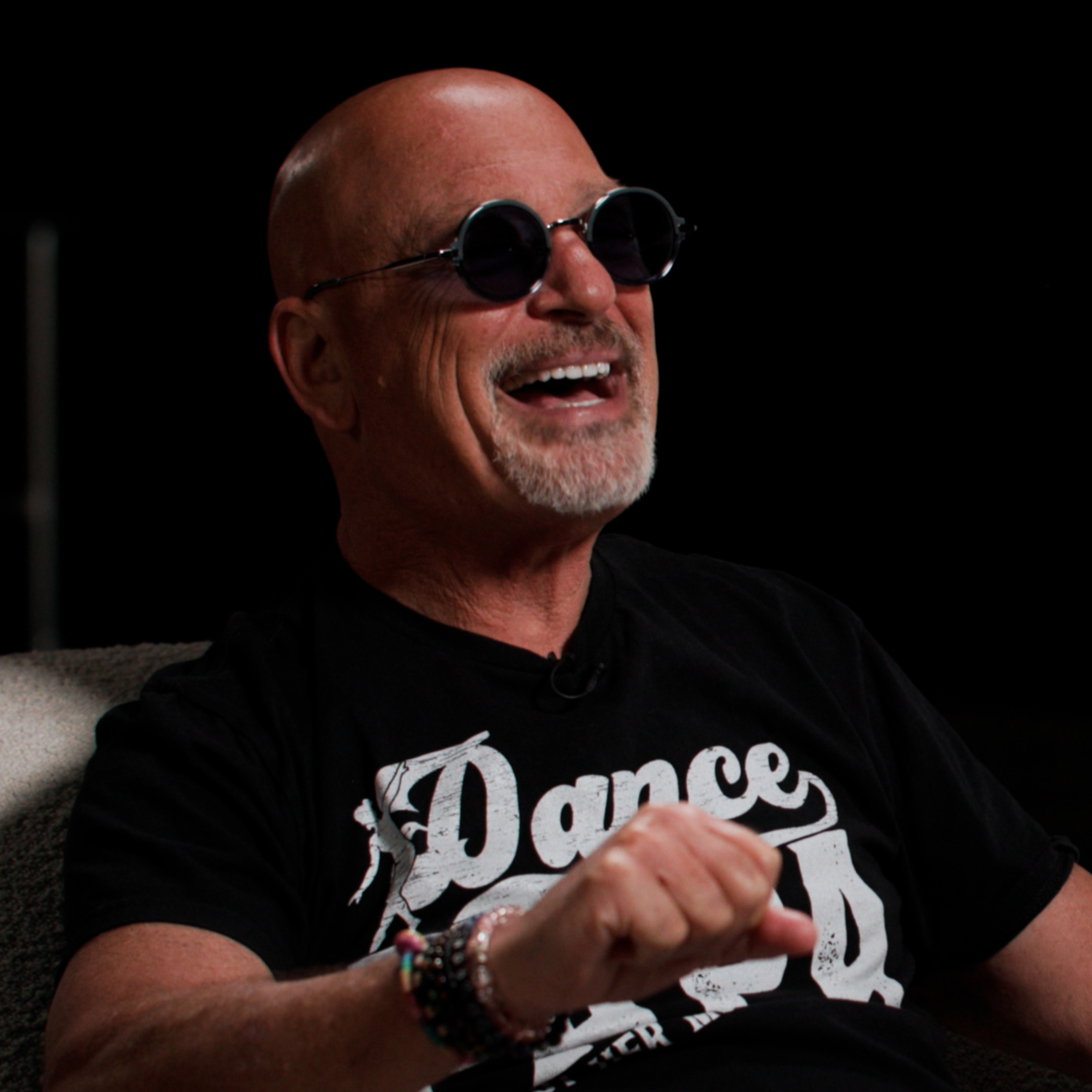 Howie Mandel’s OCD: Traumatized by childhood sandfly bite | Forward Progress