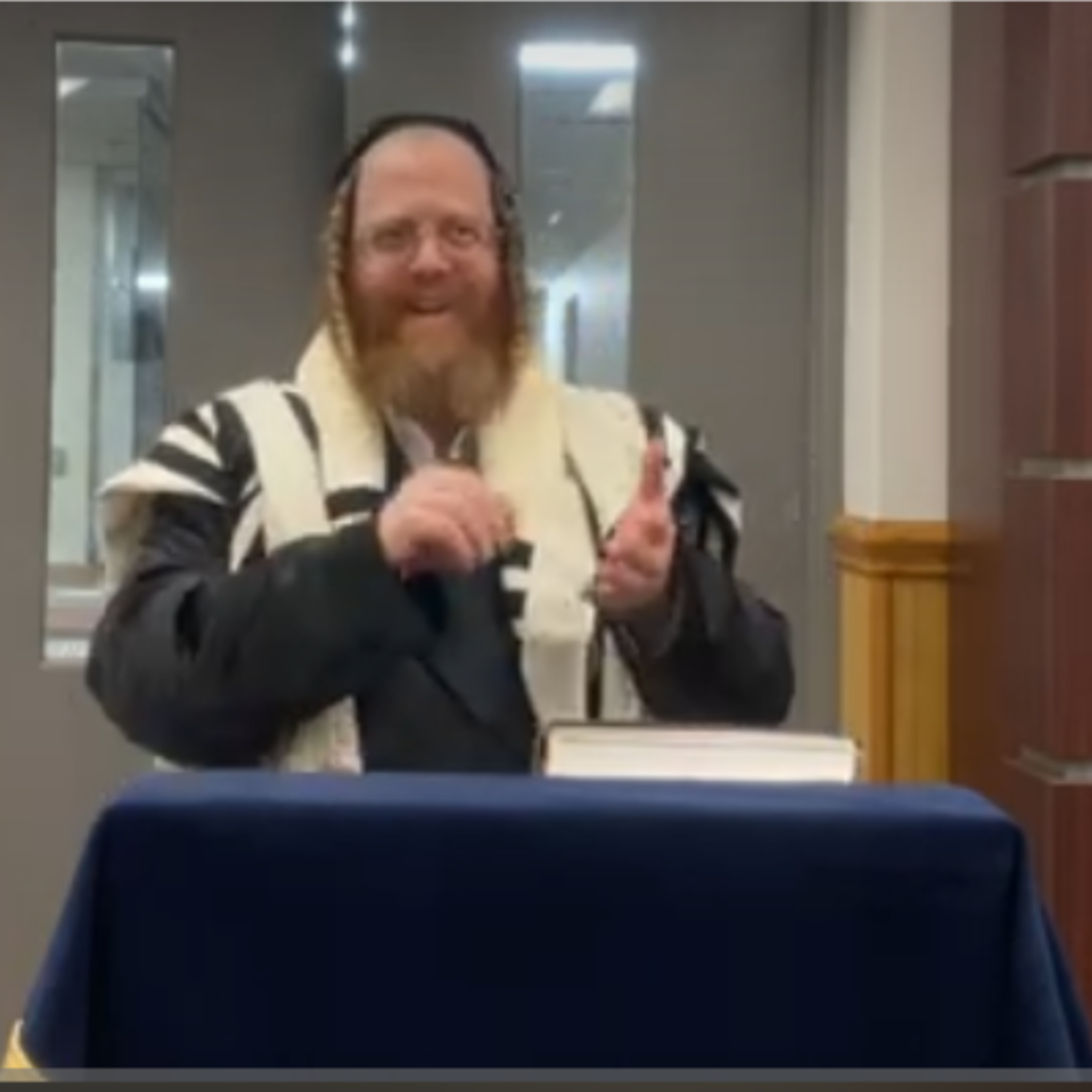 Light of a Tzaddik: Rav Henoch Teitelbaum שליט״א, Sossover Yerushalayim Rav (Son of Sossover Rebbe)