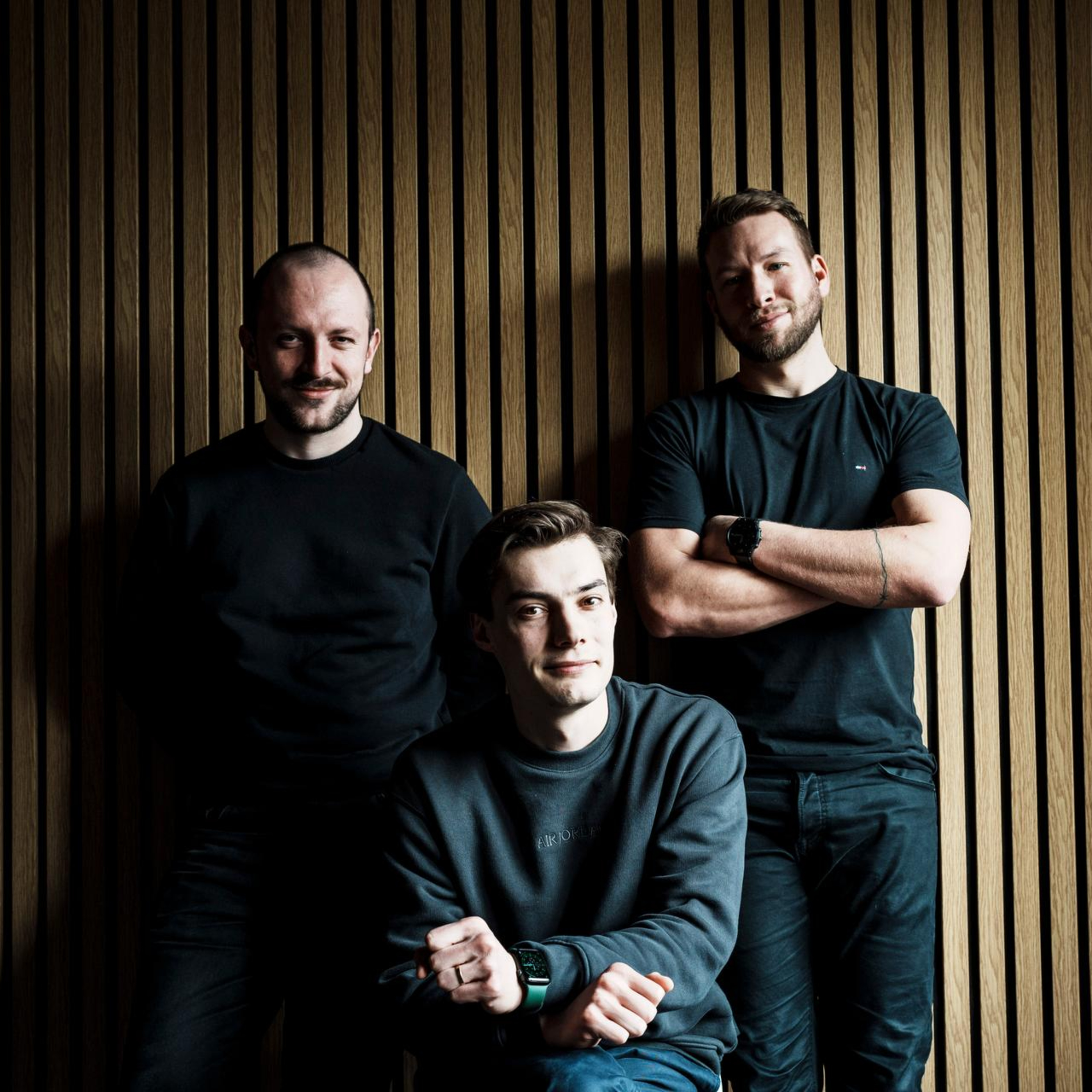 Měl Fiala odjet na dovolenou, když se blíží volby a na záda mu dýchá hyperaktivní Babiš?