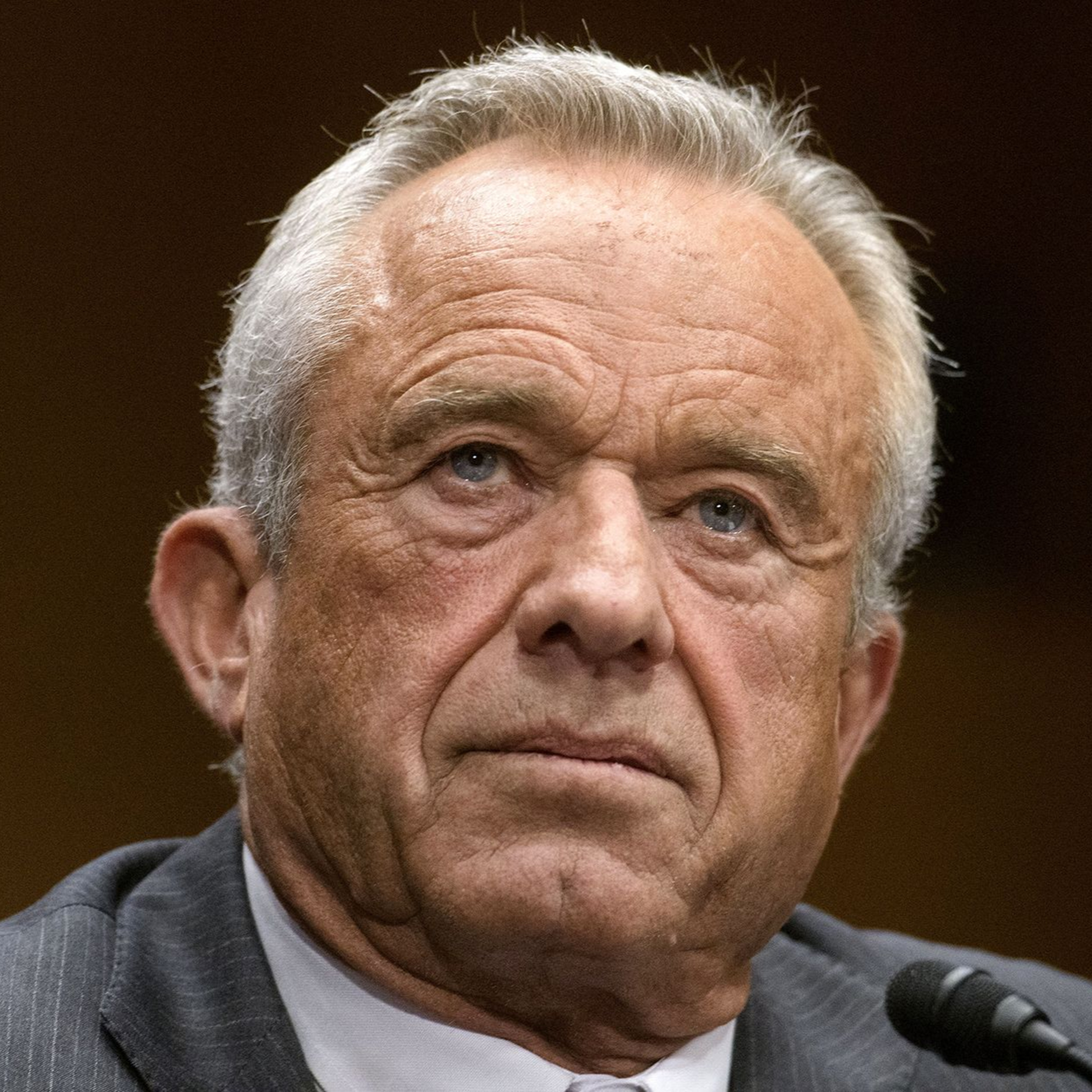 Imunulog Hel: Kennedy odklání Ameriku od vědy k ideologii. Ale jeho škrty mRNA vakcíny nezastaví