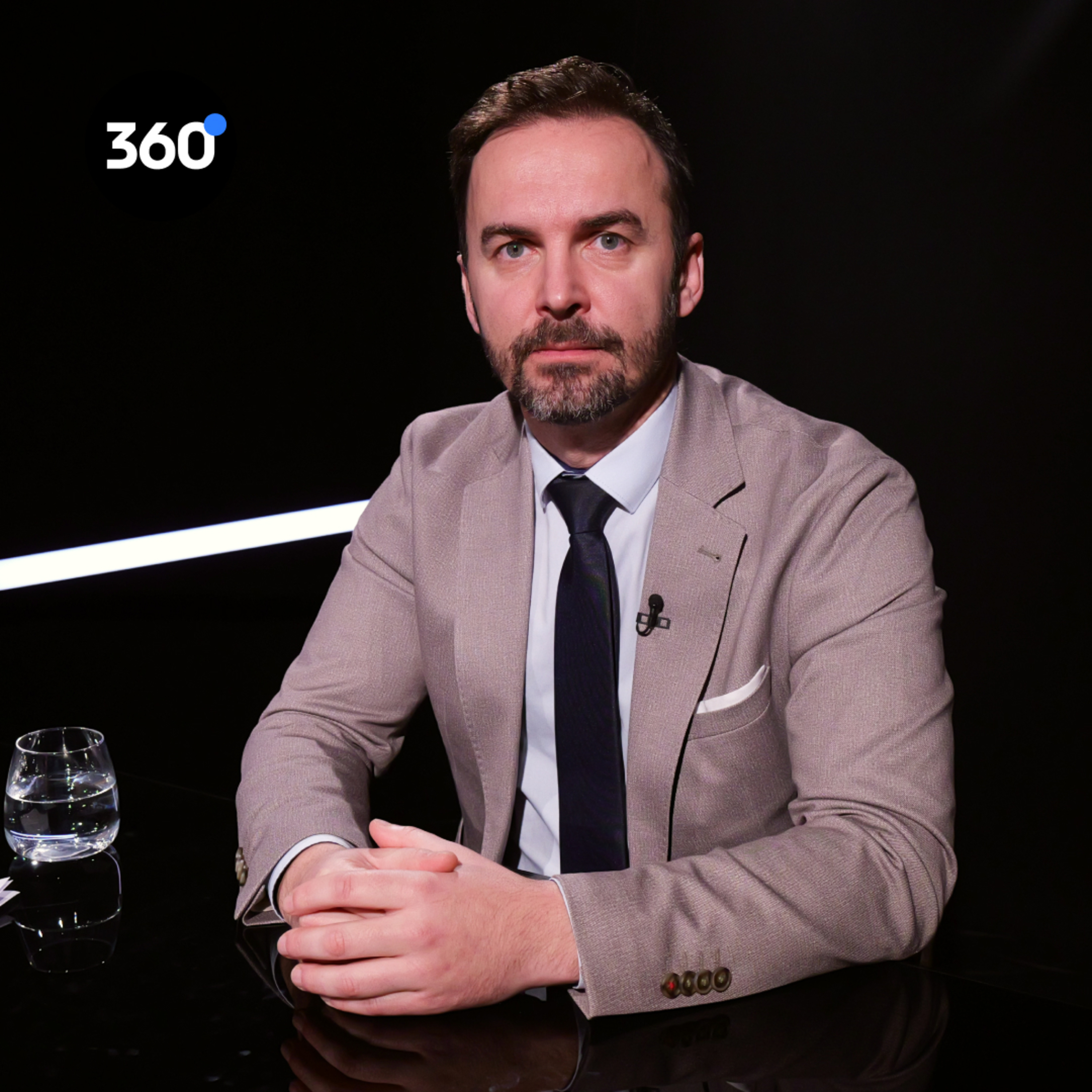 M. Šipoš: “Dnes by som už fľašu po poslancovi Vlčekovi nehodil. Ospravedlňujem sa. Som zvedavý, či tak zareaguje aj Hlas” episode artwork