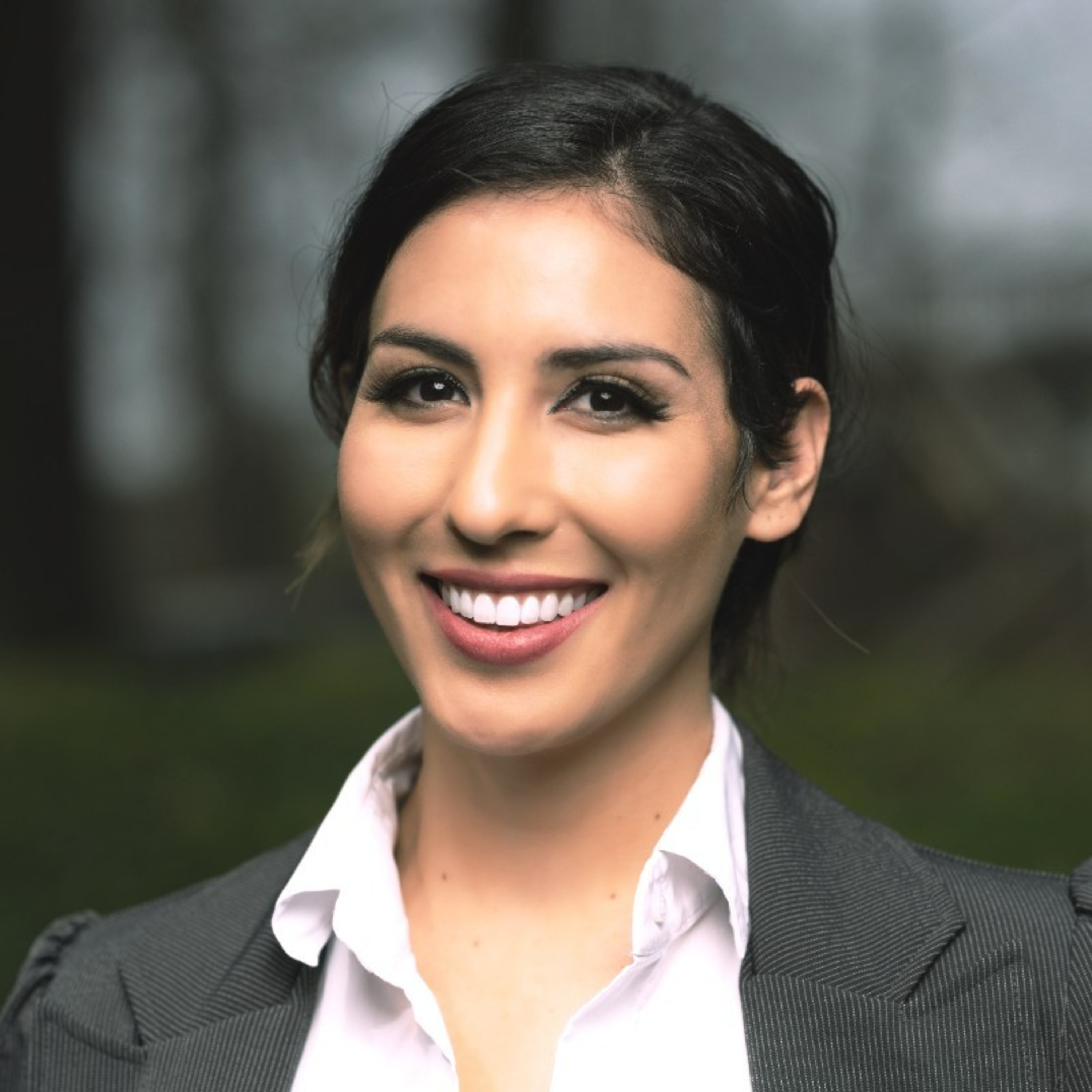 From Recruiting Undercover Linguists to Building Real-time Brain Monitoring for Neurosurgery, with Juliana Buonanno episode artwork