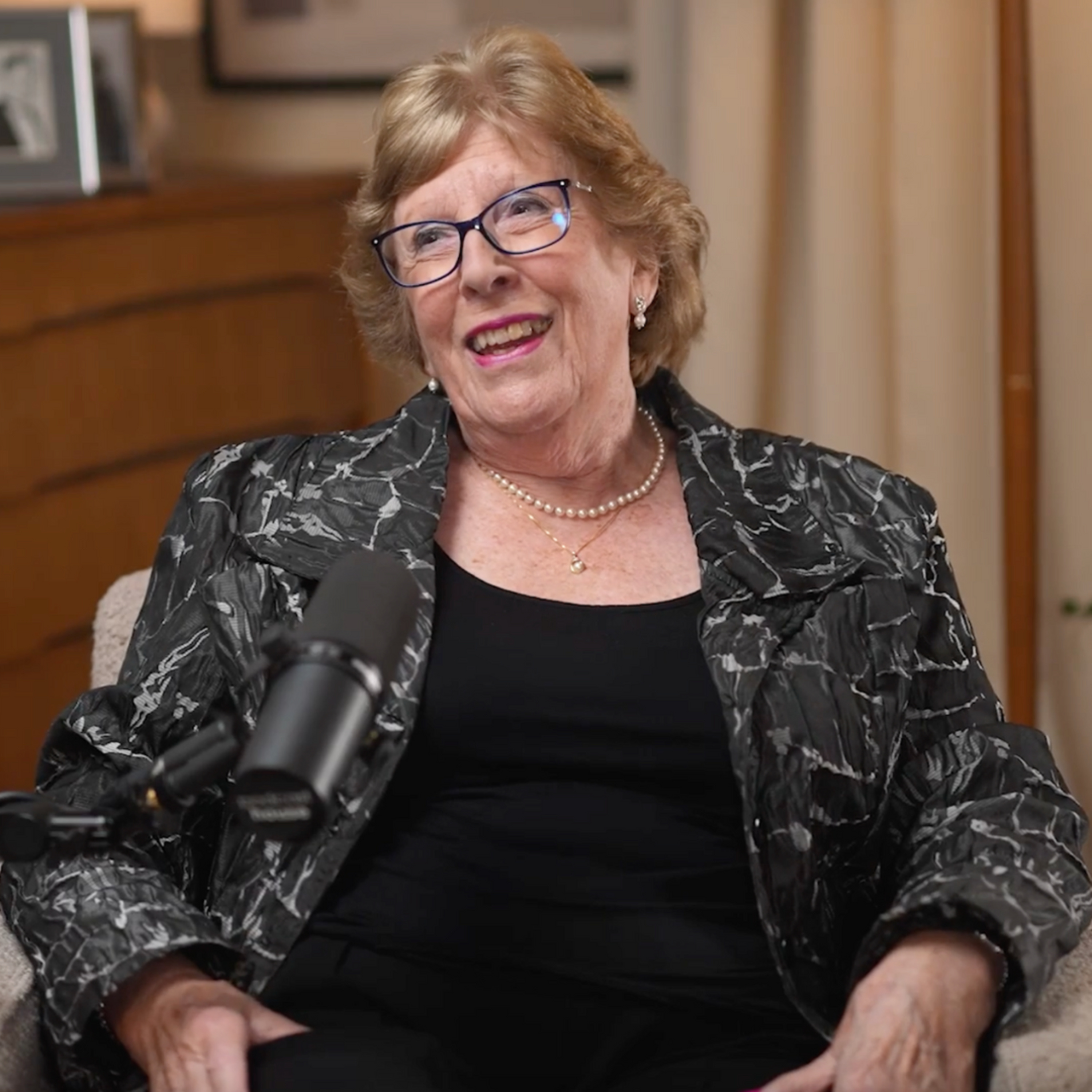 The Dr Louise Newson Podcast