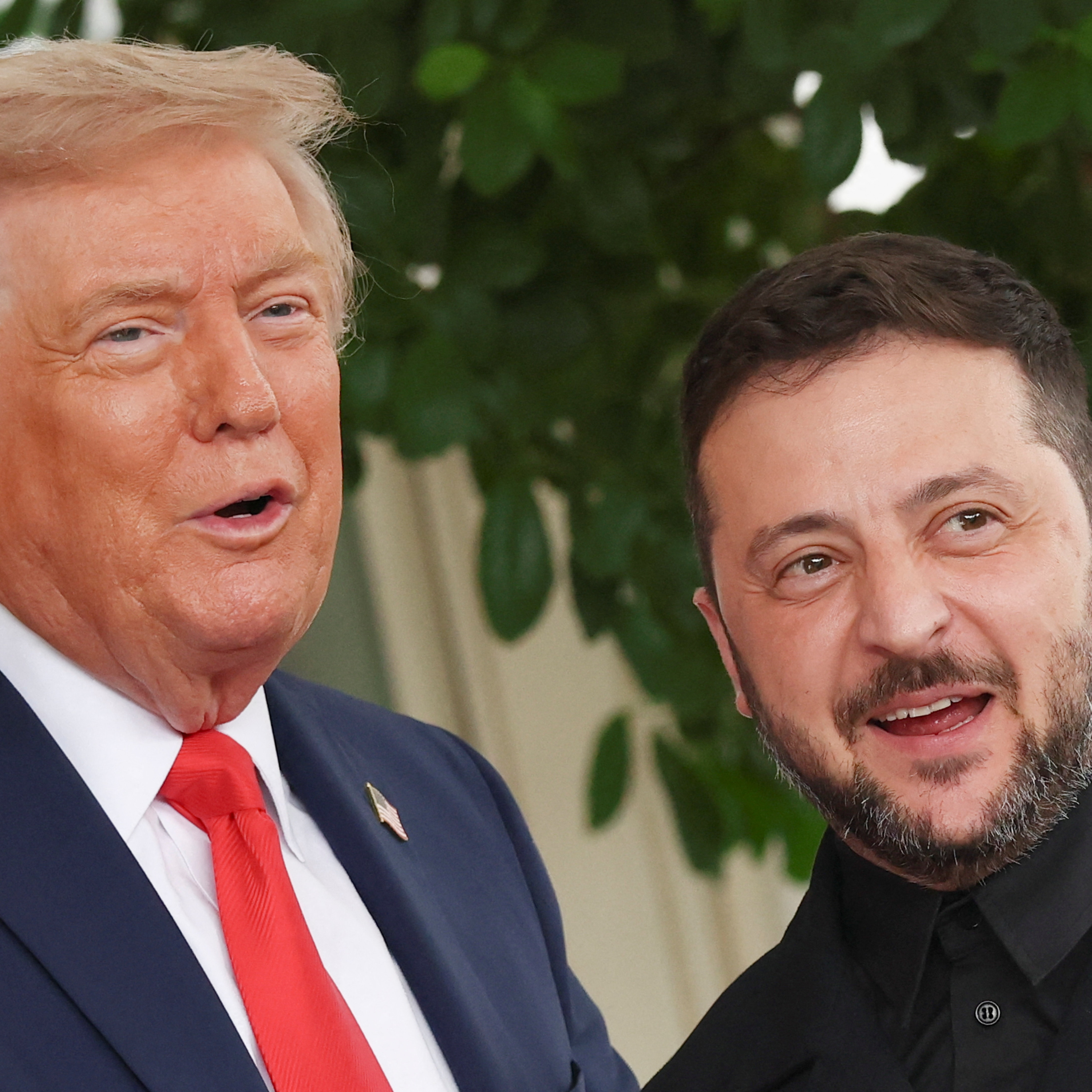 🎙️ Трамп ведёт Украину к переговорам, саммит завершился звонком Путину. episode artwork