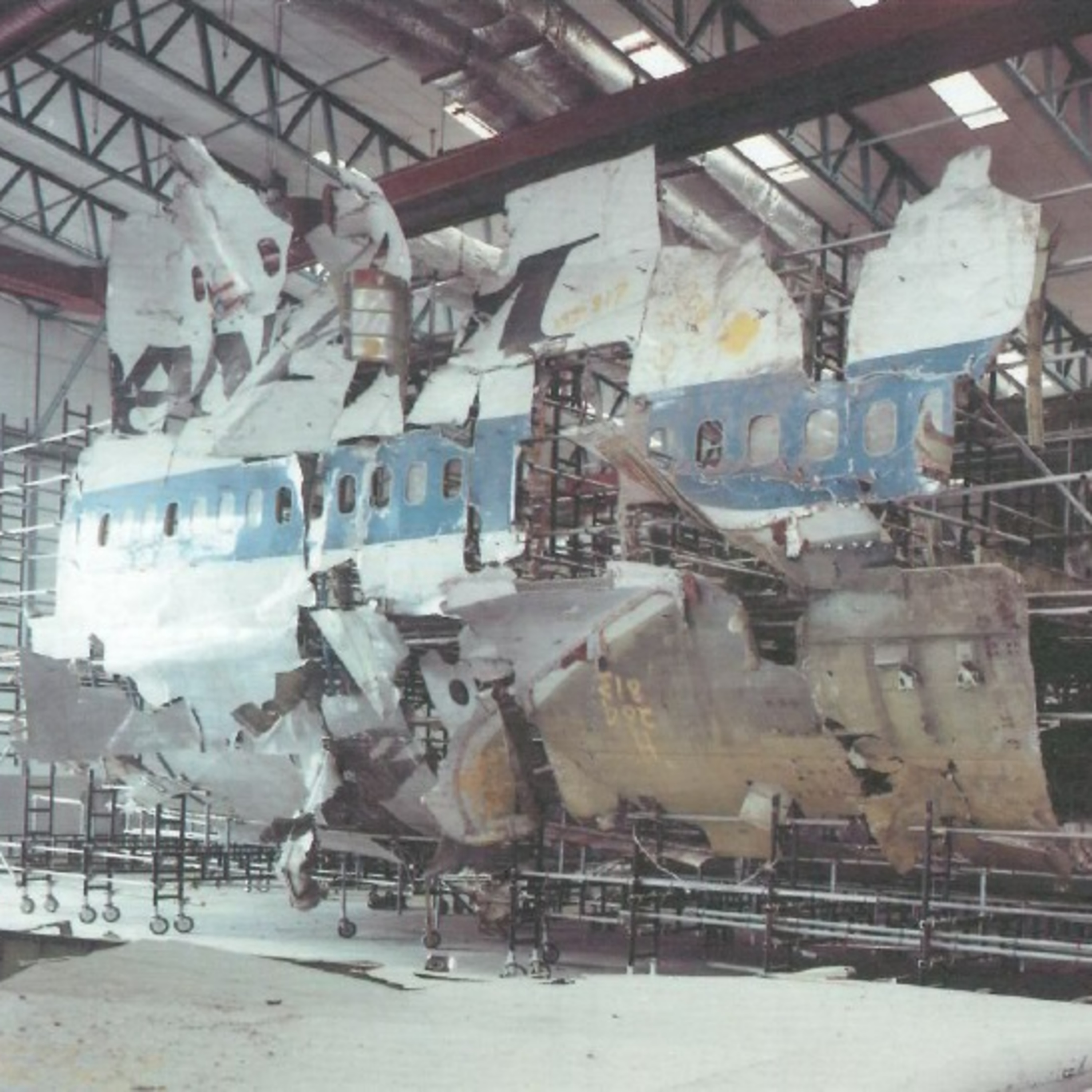 Crew Only - luftige Geschichten