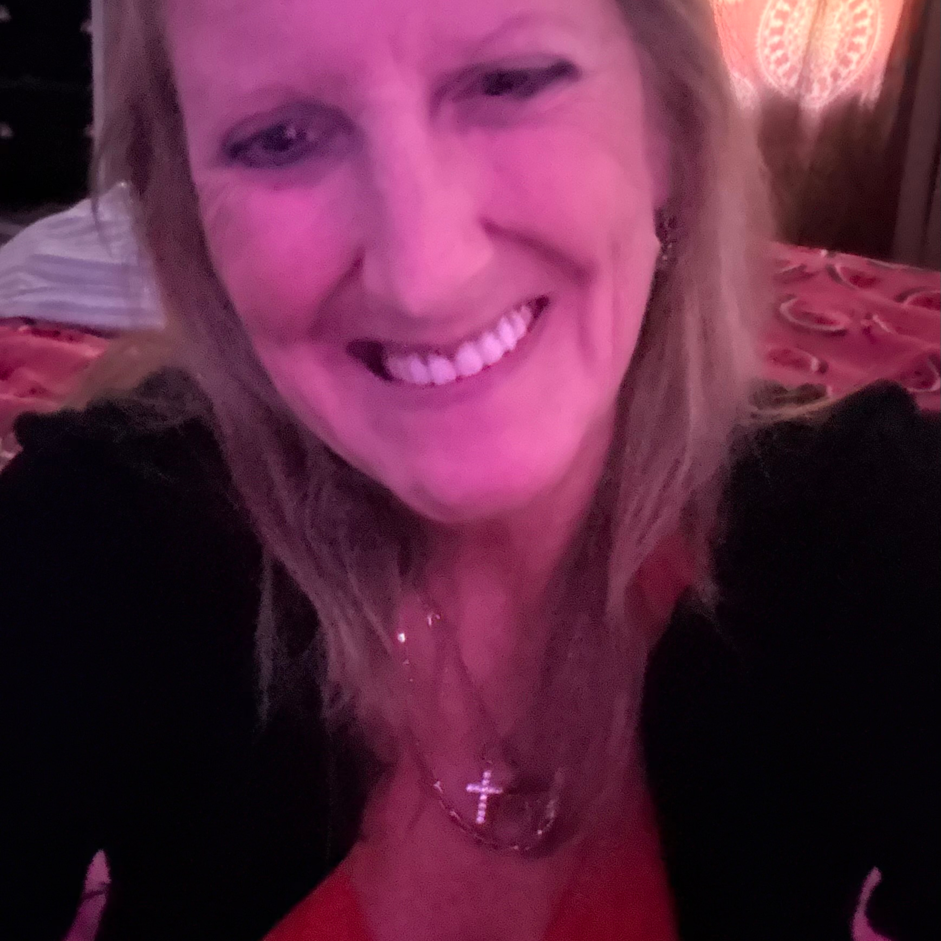 Dating drama with a kick 18+ Adult content