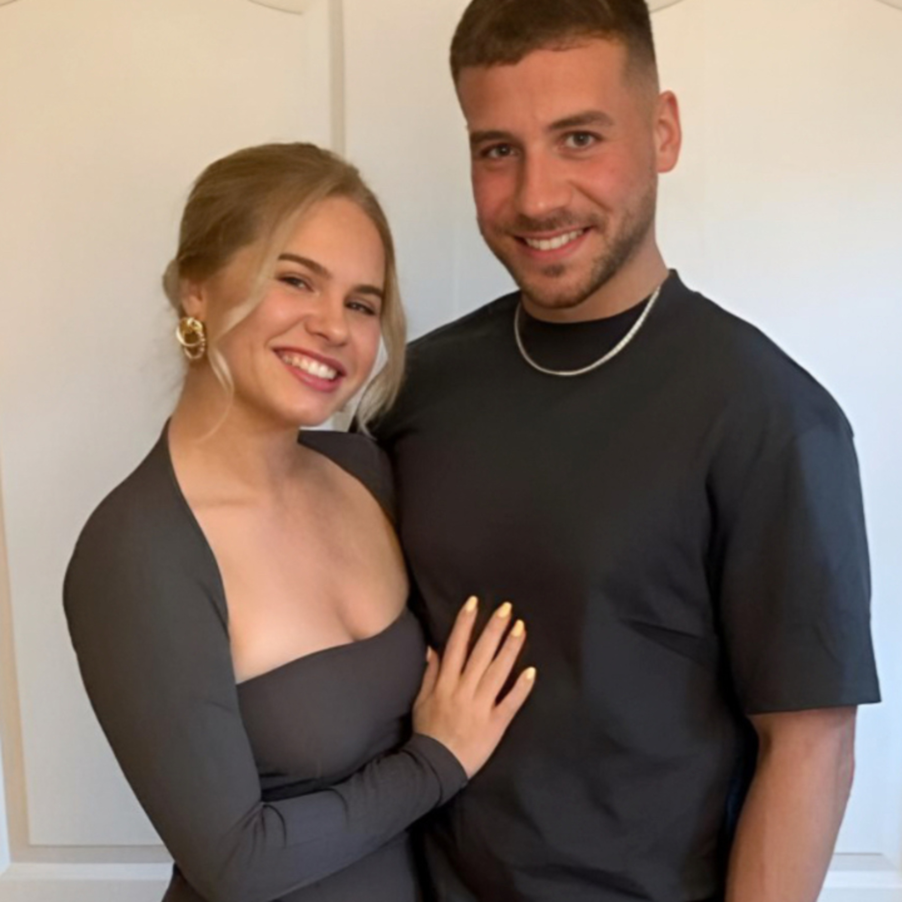 🇬🇧 Son prédateur était... son mec ! — À Regarder Après Minuit, le podcast true crime