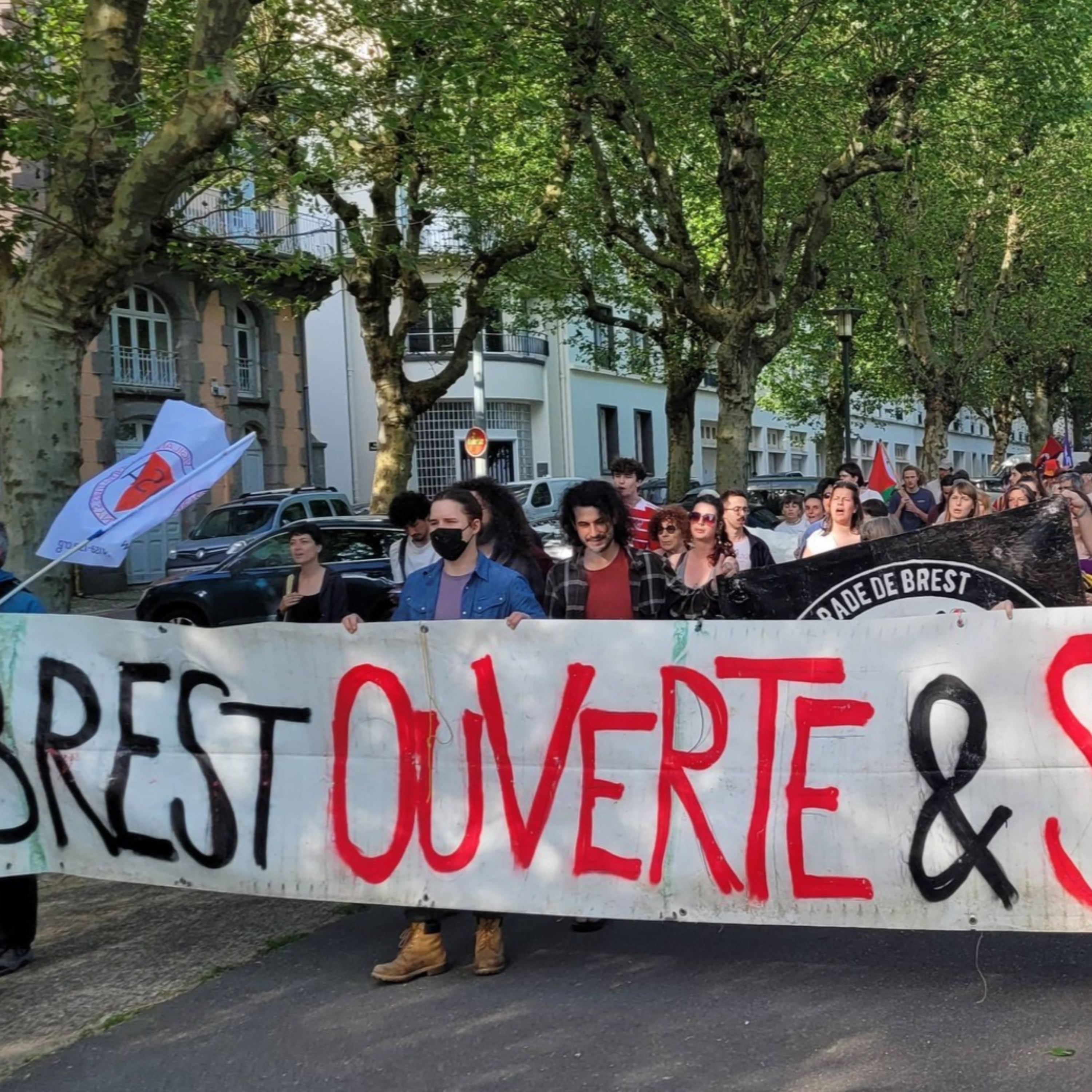 Brest contre les fachos : pour dépasser la peur, construire l'unité et reprendre la rue episode artwork