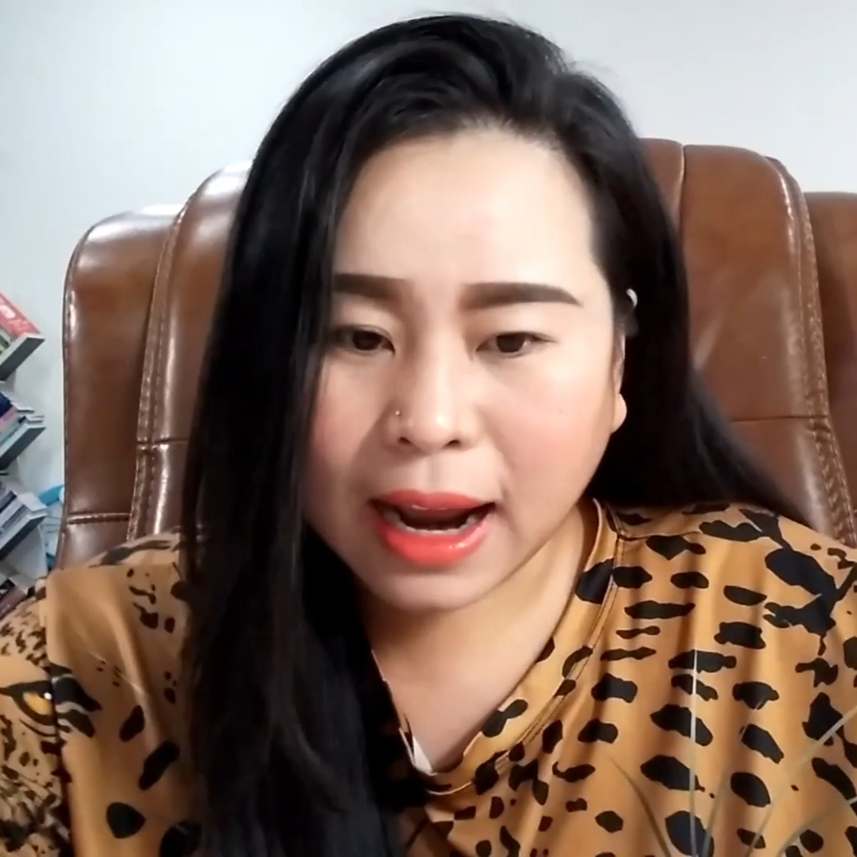 [ Tập 1072 ] CHUYỆN MA TRONG CỬA HÀNG XE MÁY - Chuyện Tâm Linh