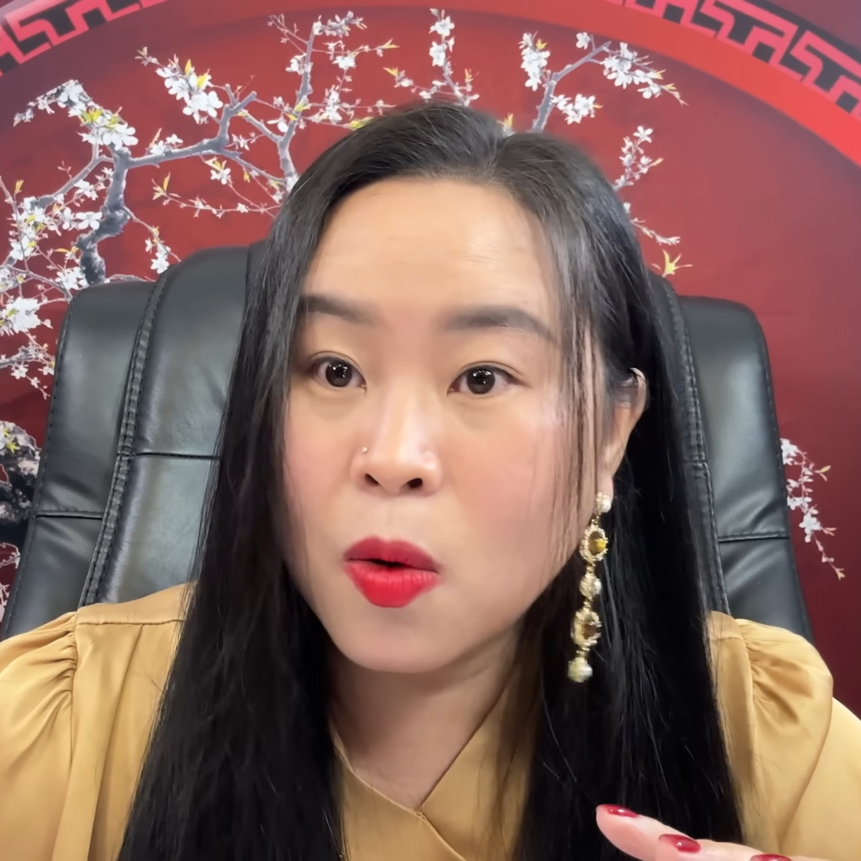 [ Tập 1859 ] LÁ BÙA DƯỚI LƯ HƯƠNG CHÙA BÀ - Chuyện Tâm Linh