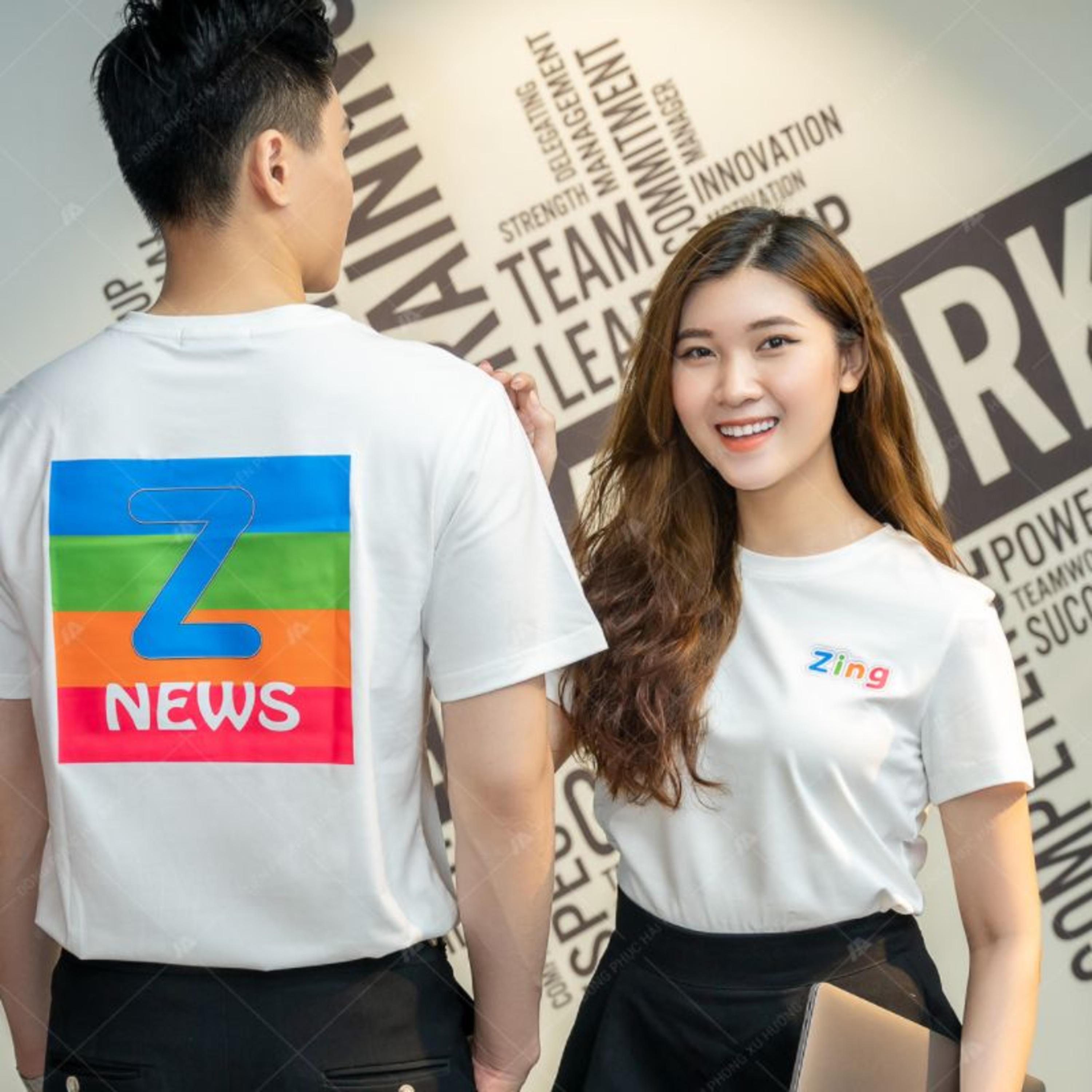 mau ao thun dong phuc co tron cong ty zing news episode artwork