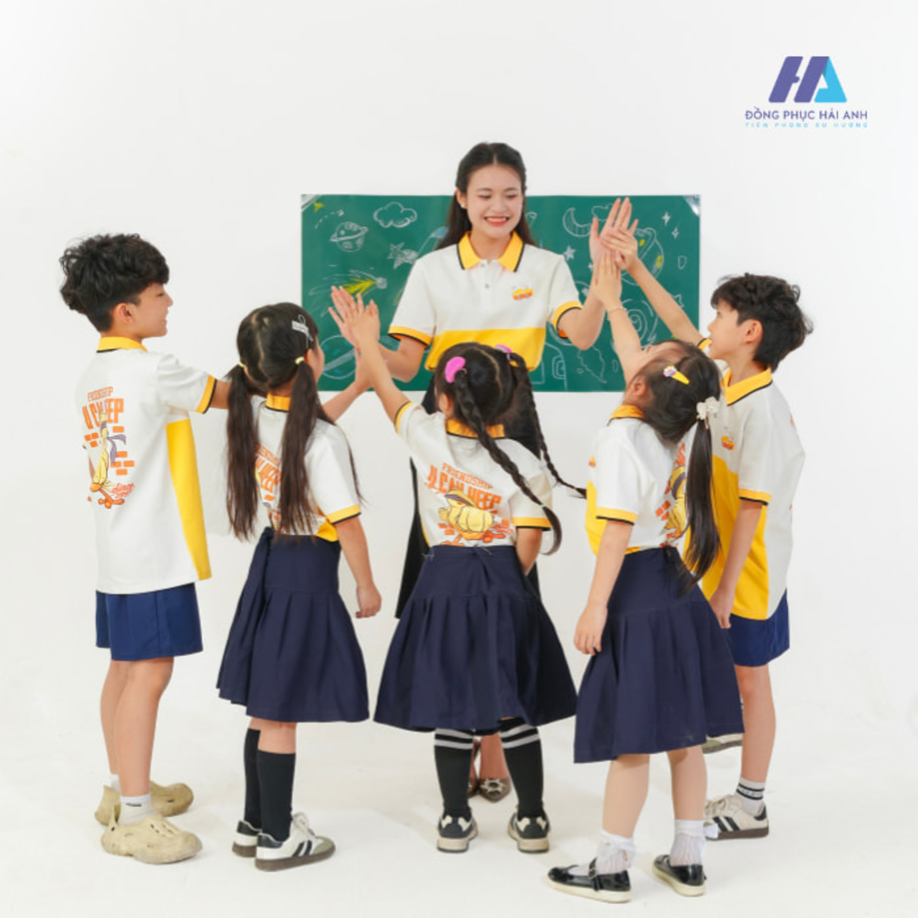 mau ao dong phuc mam non polo phoi nua than vang episode artwork