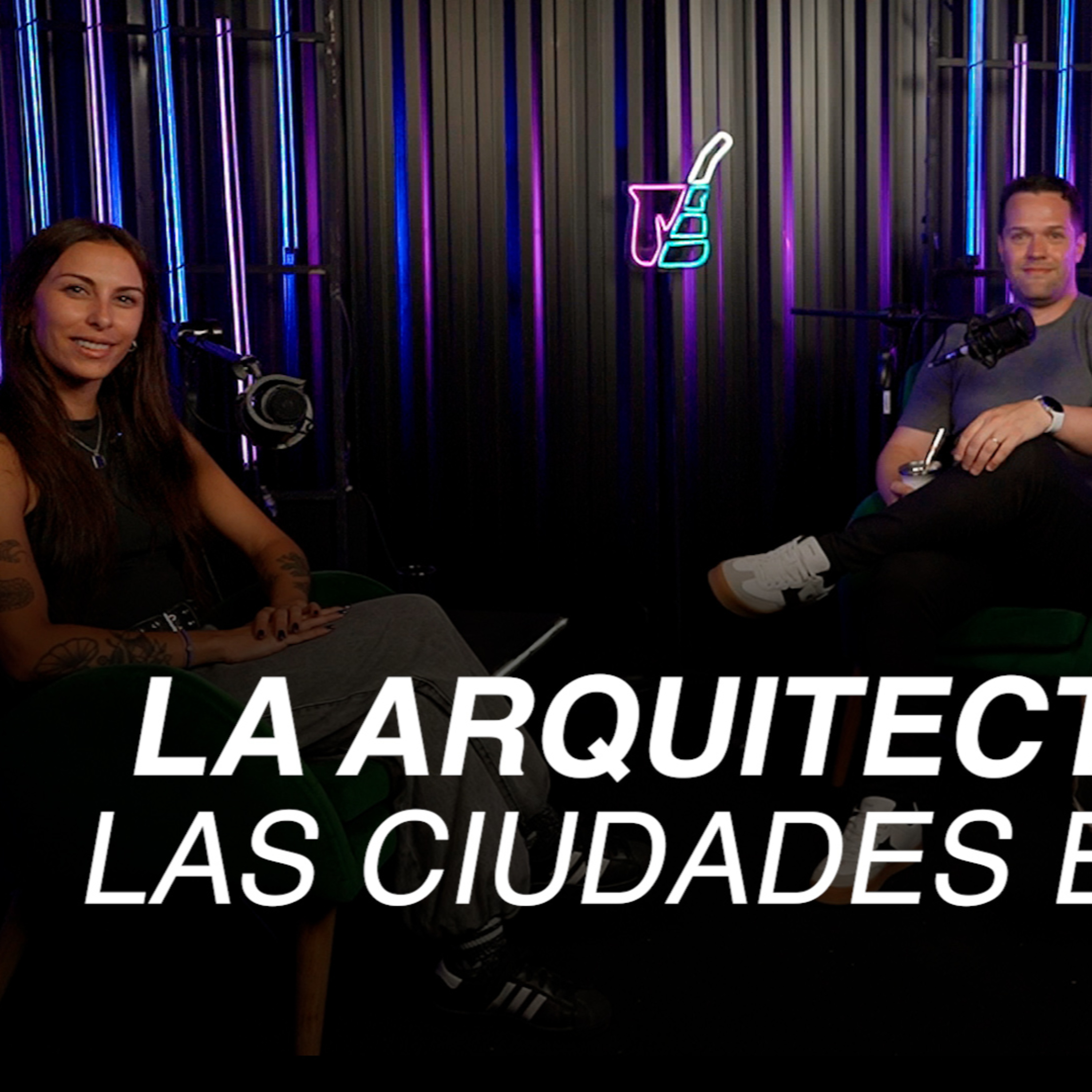 T02E08 | Un festival funciona como una ciudad (y nadie lo nota) | Ariela Giacco