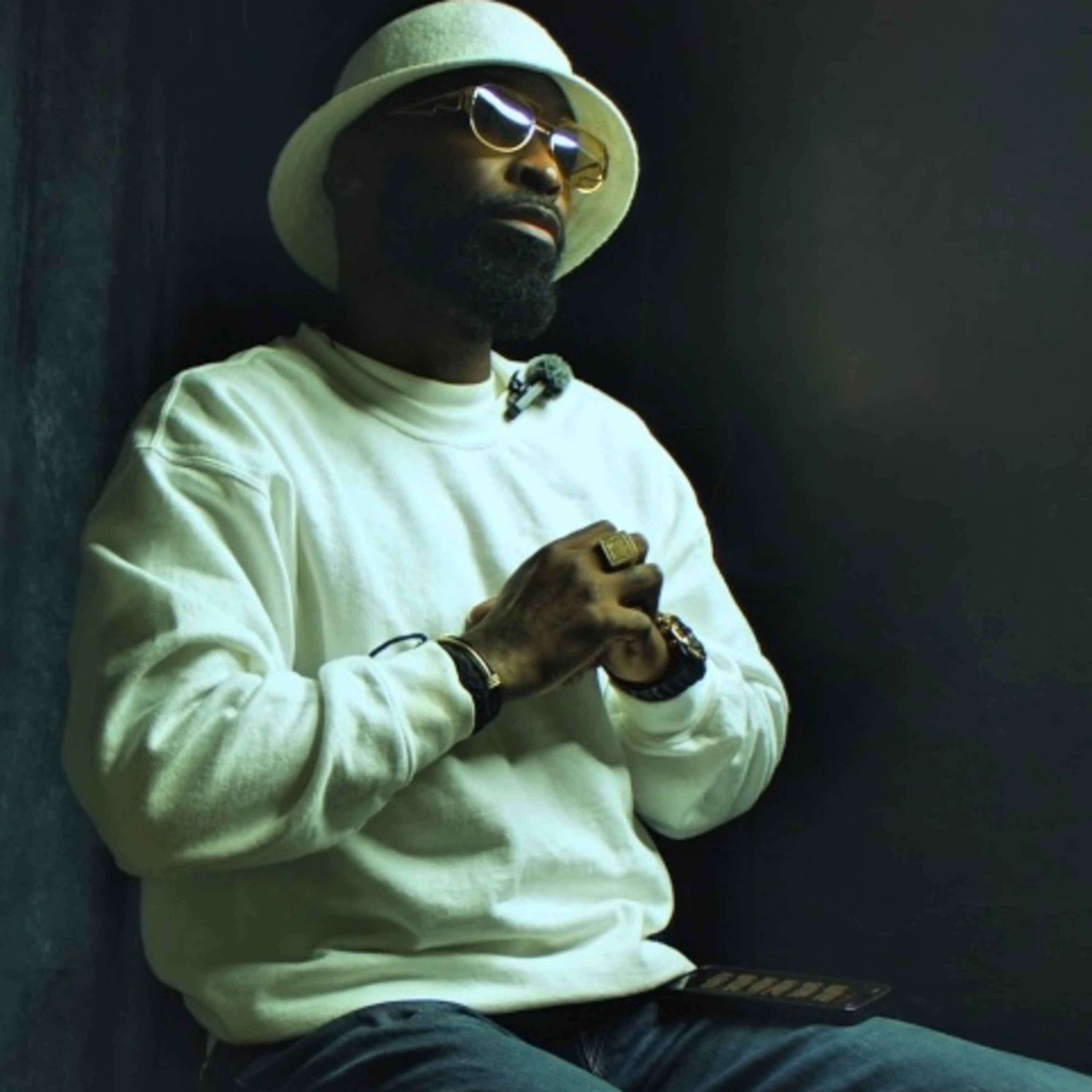 Portrait 10/10 - Stage2424.com - Créativité et Inspiration.