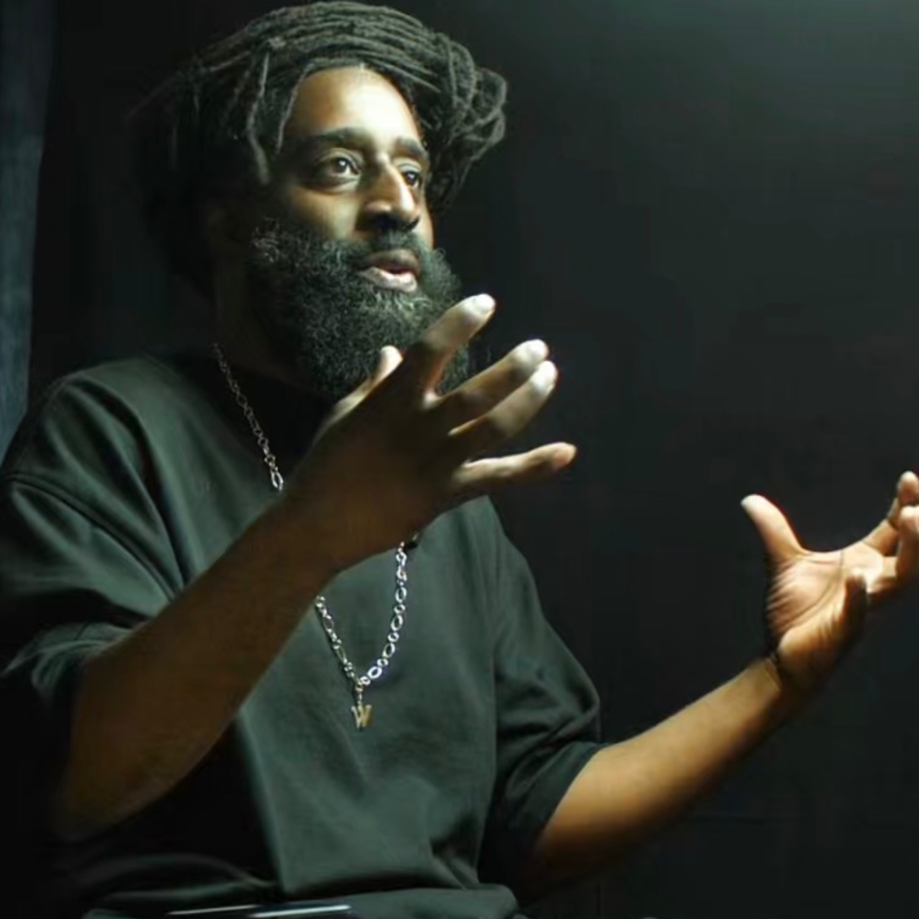 Portrait 10/10 - Stage2424.com - Créativité et Inspiration.