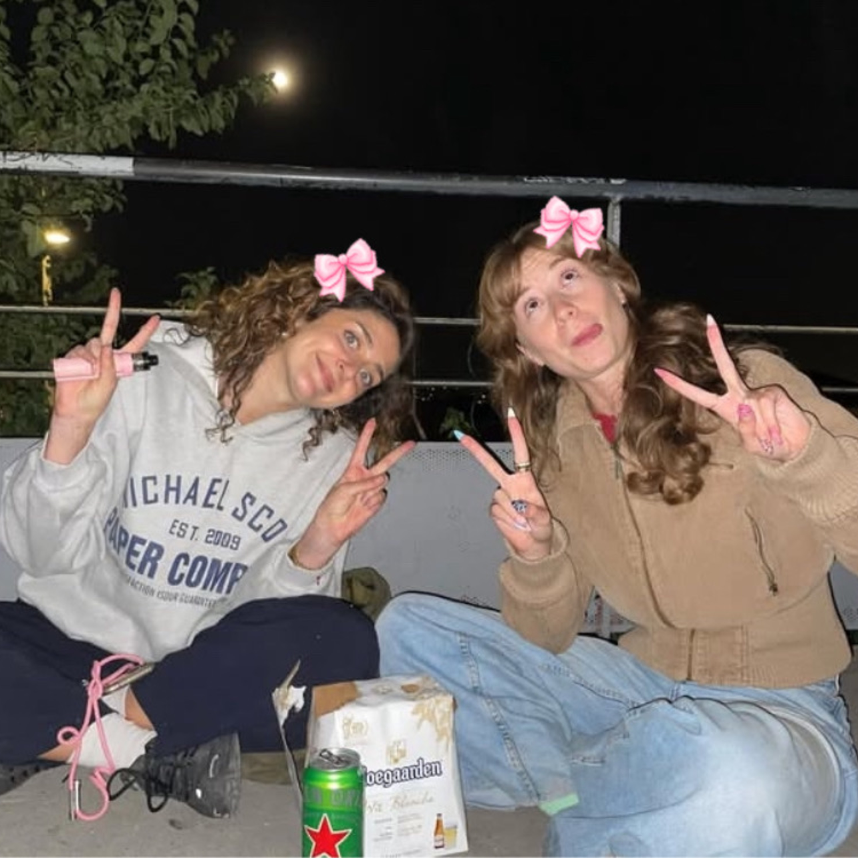 Deux attention whores discutent (ça tourne mal...) episode artwork