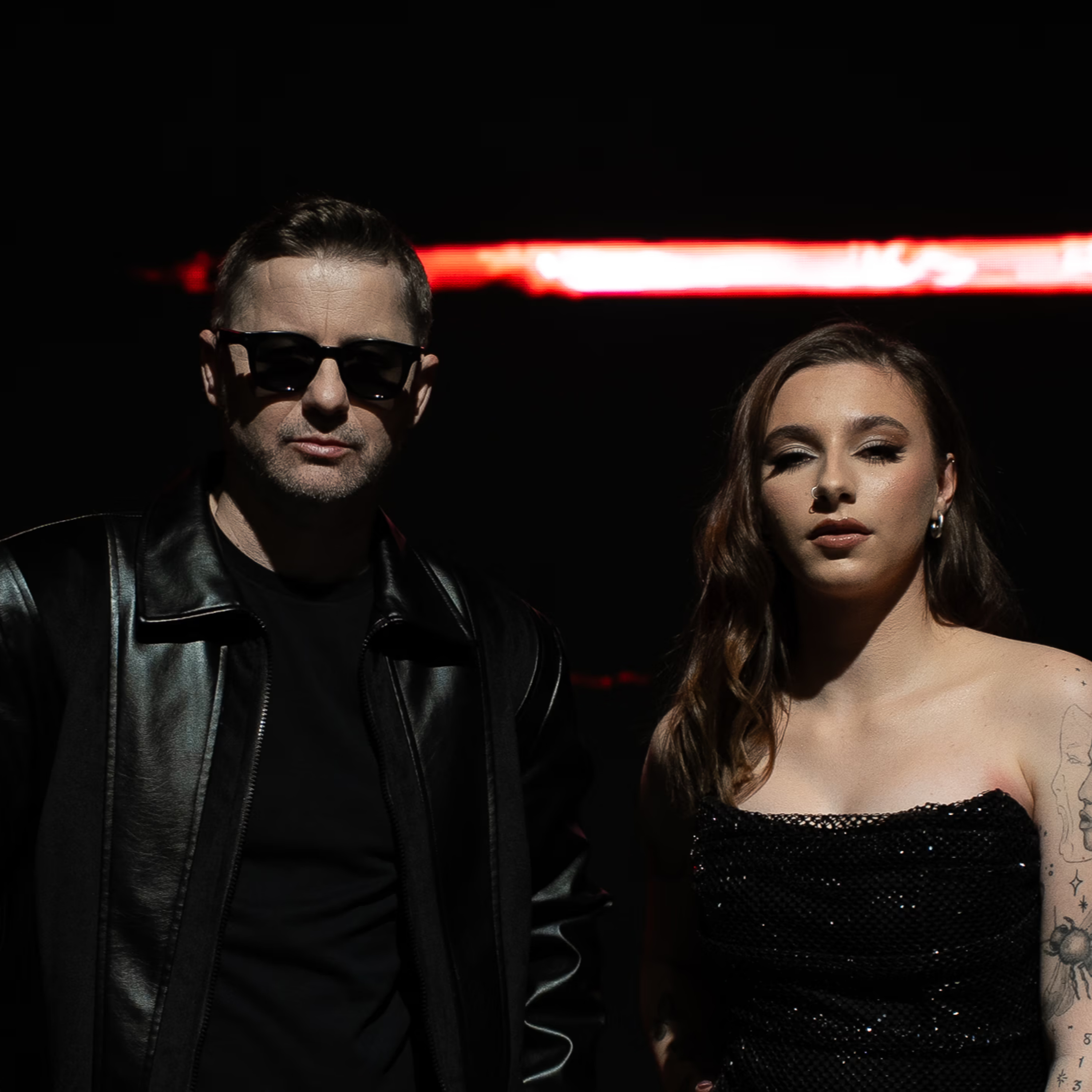 Tóth Abigél és az Akcent világszínvonalú klippel és slágergyanús dallamokkal hajt nemzetközi sikerre episode artwork