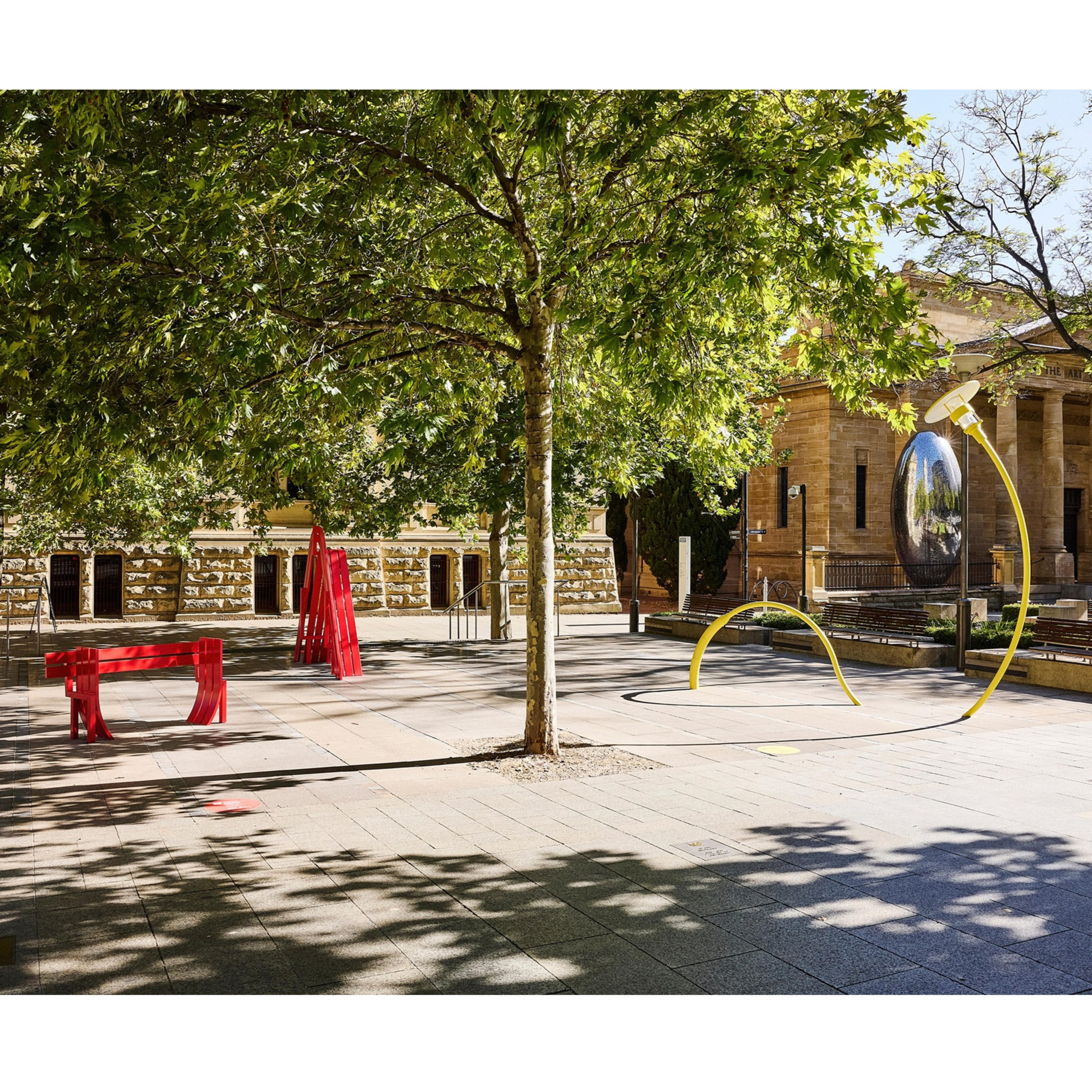 Tuesday Talk - Leigh Robb introduces a new installation by Jeppe Hein