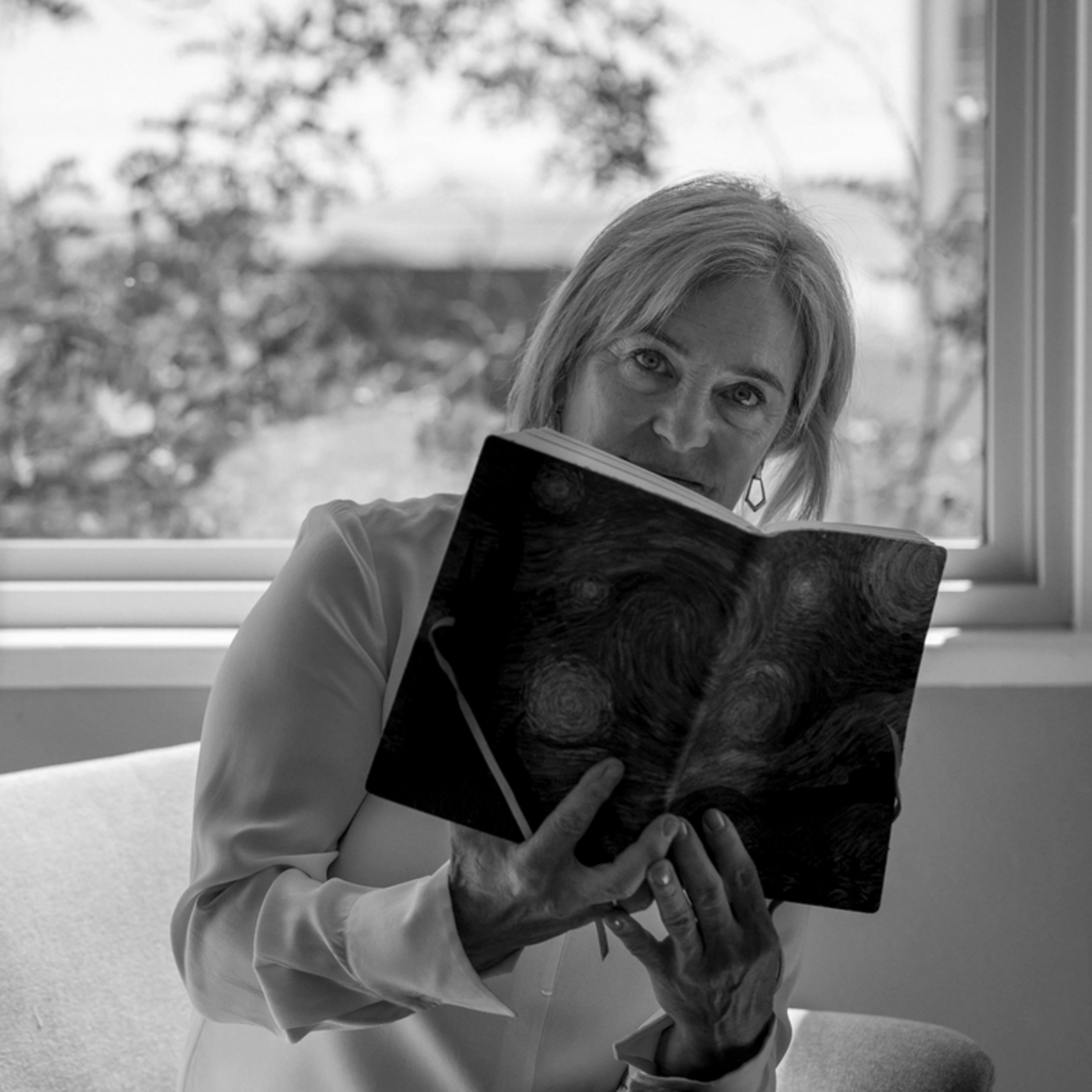 147: Alligator in the Ocean: The Fall of a Predatory Criminal | Anina Swan 147: Alligator in the Ocean: The Fall of a Predatory Criminal | Anina Swan