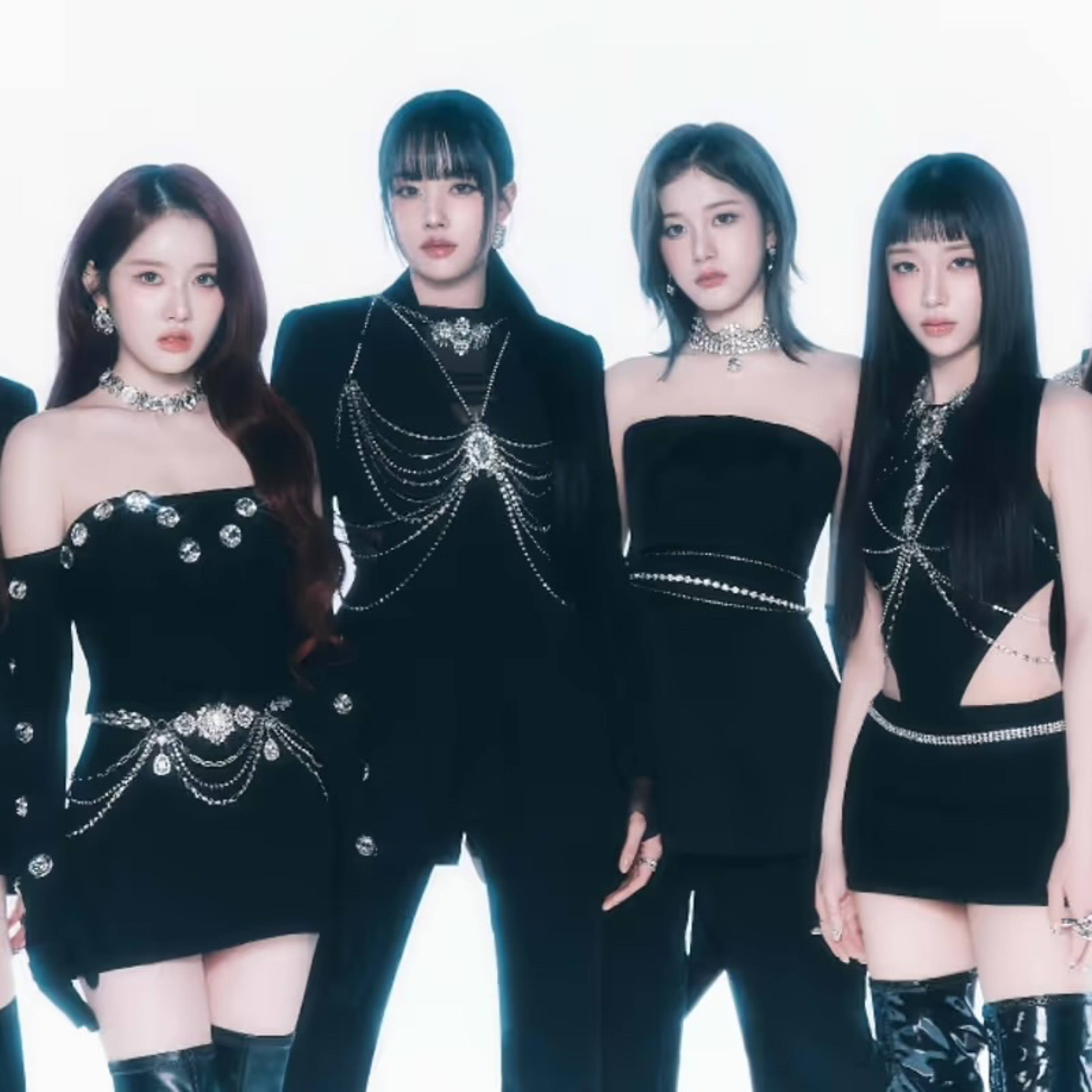 STAYC Details 2025 North America Leg of ‘Stay Tuned’ Global Tour