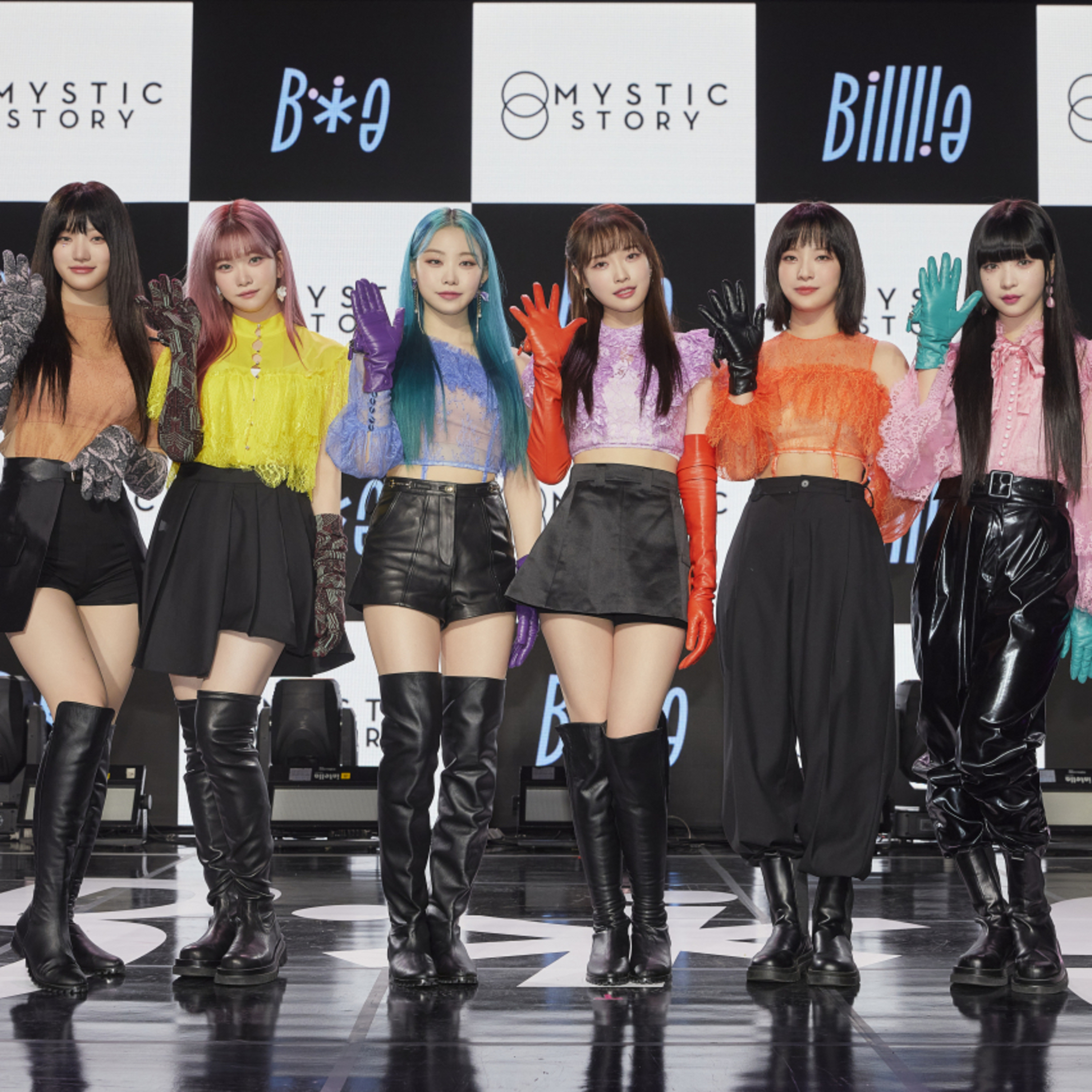 Mystic Story’s first girl group Billlie debuts with star-studded ‘Ring X Ring’