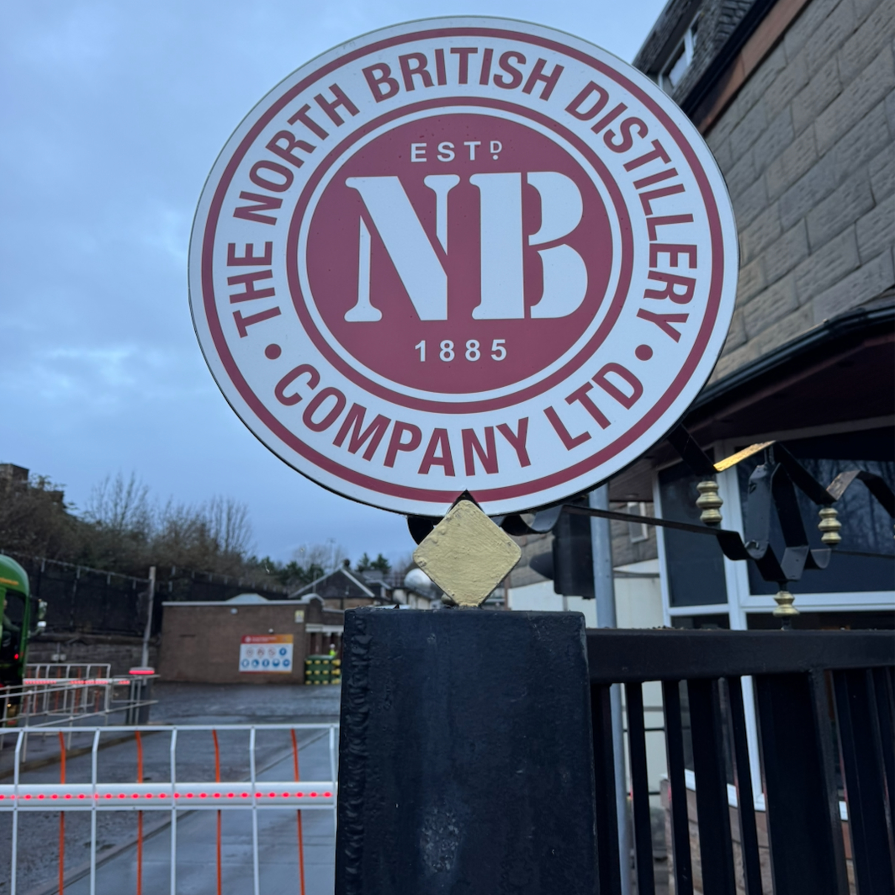 A Christmas Cracker - North British Distillery AND some BIG news for 2026! episode artwork