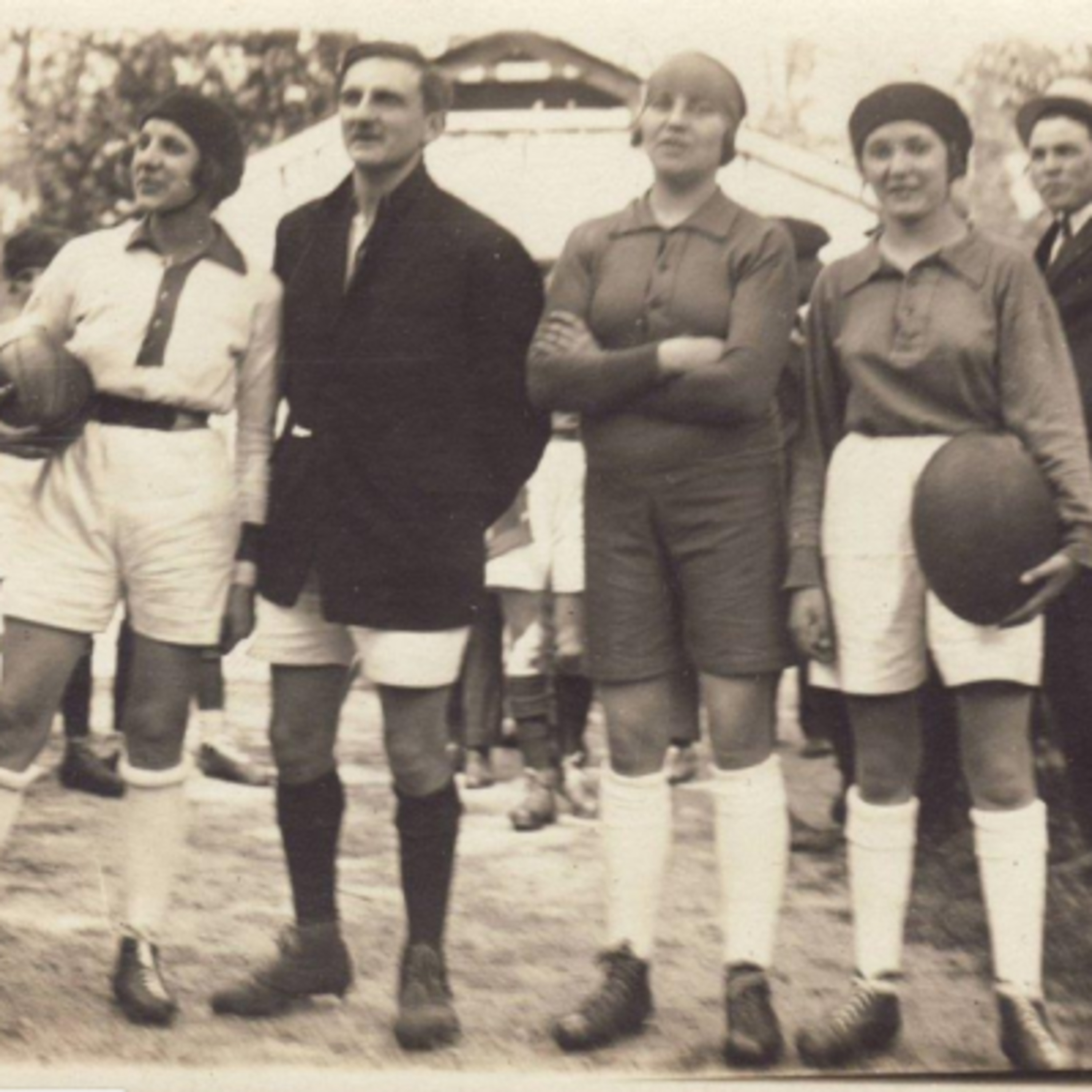 Barrette: The Original Female Rugby Code? episode artwork