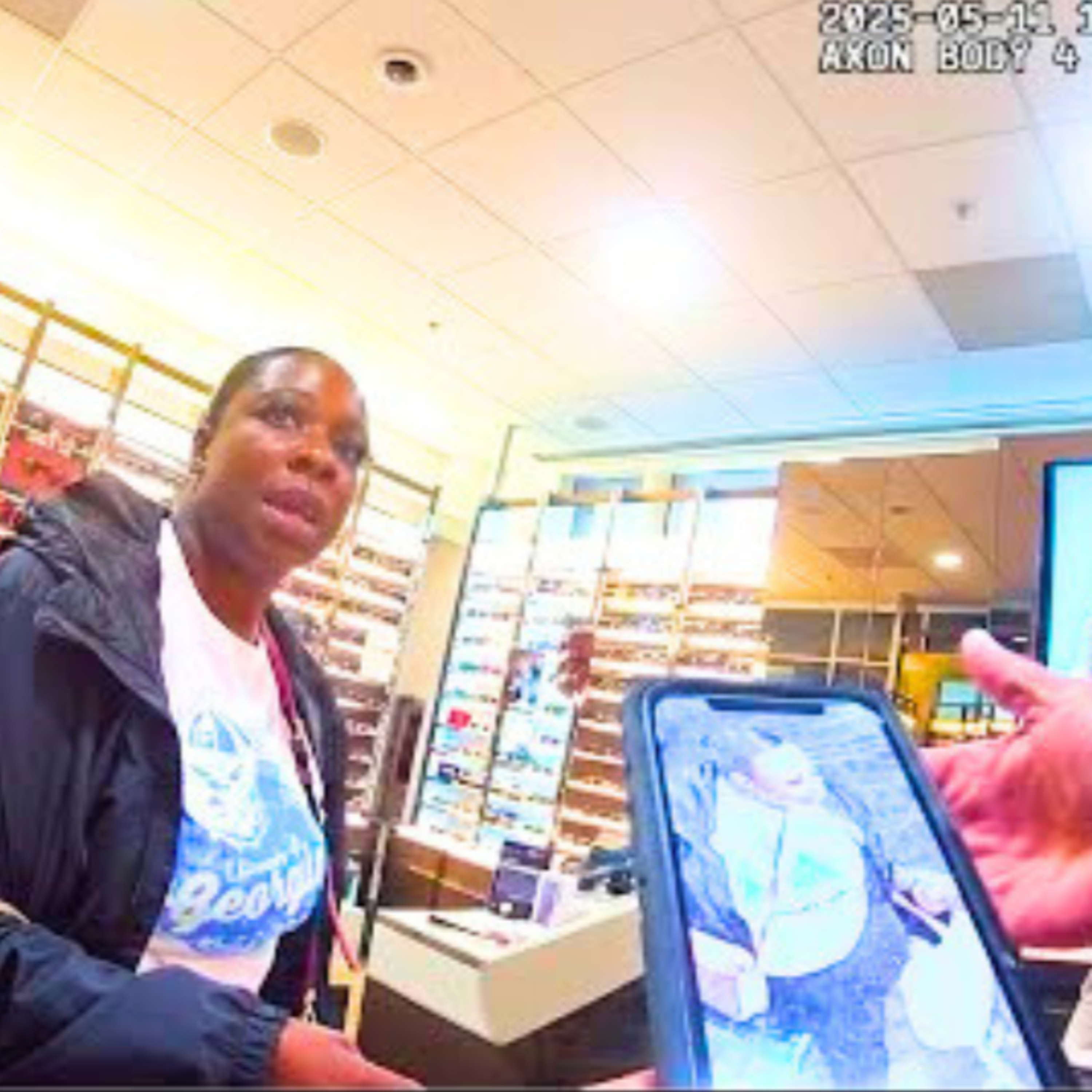 Entitled Airport Shoplifter Caught in 4K Stealing Ray-Ban Meta Glasses