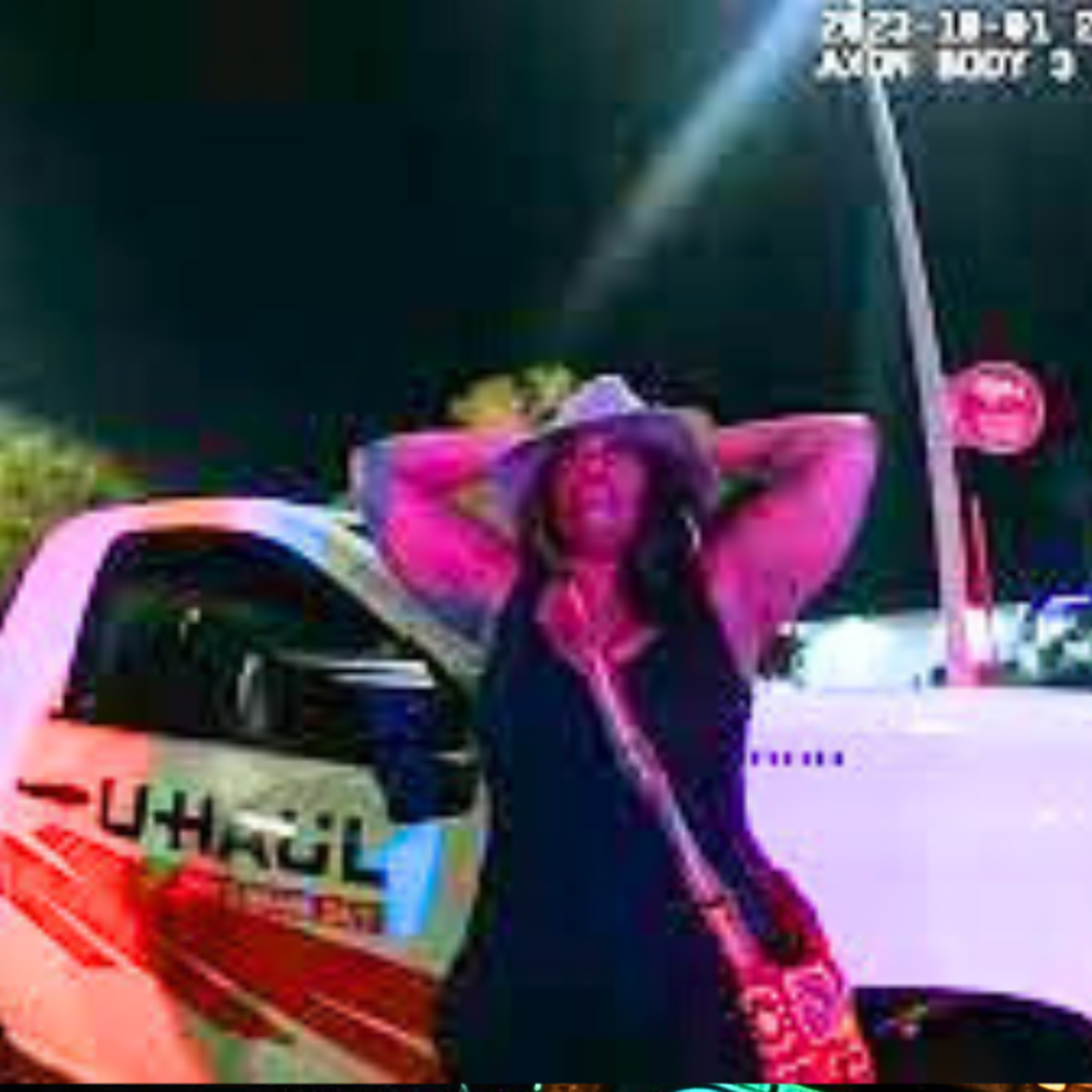 Angry mom runs over pedestrian and almost hits cops in California