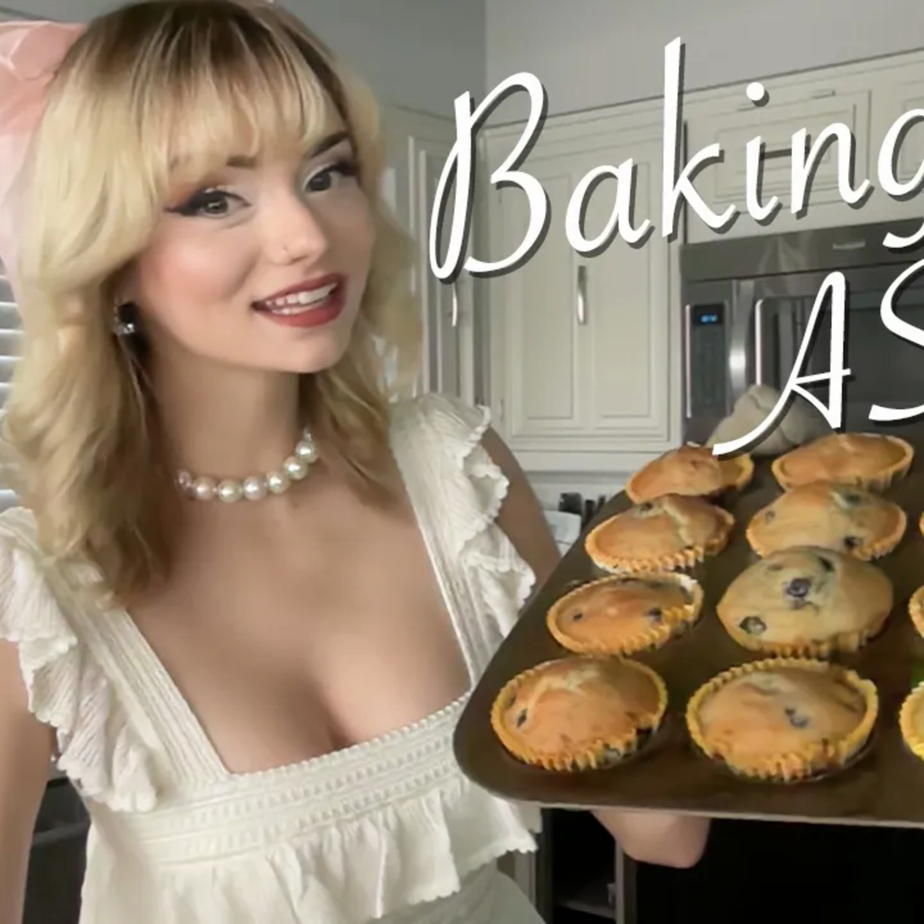 ASMR TradWife bakes you Muffins (not poisonous)