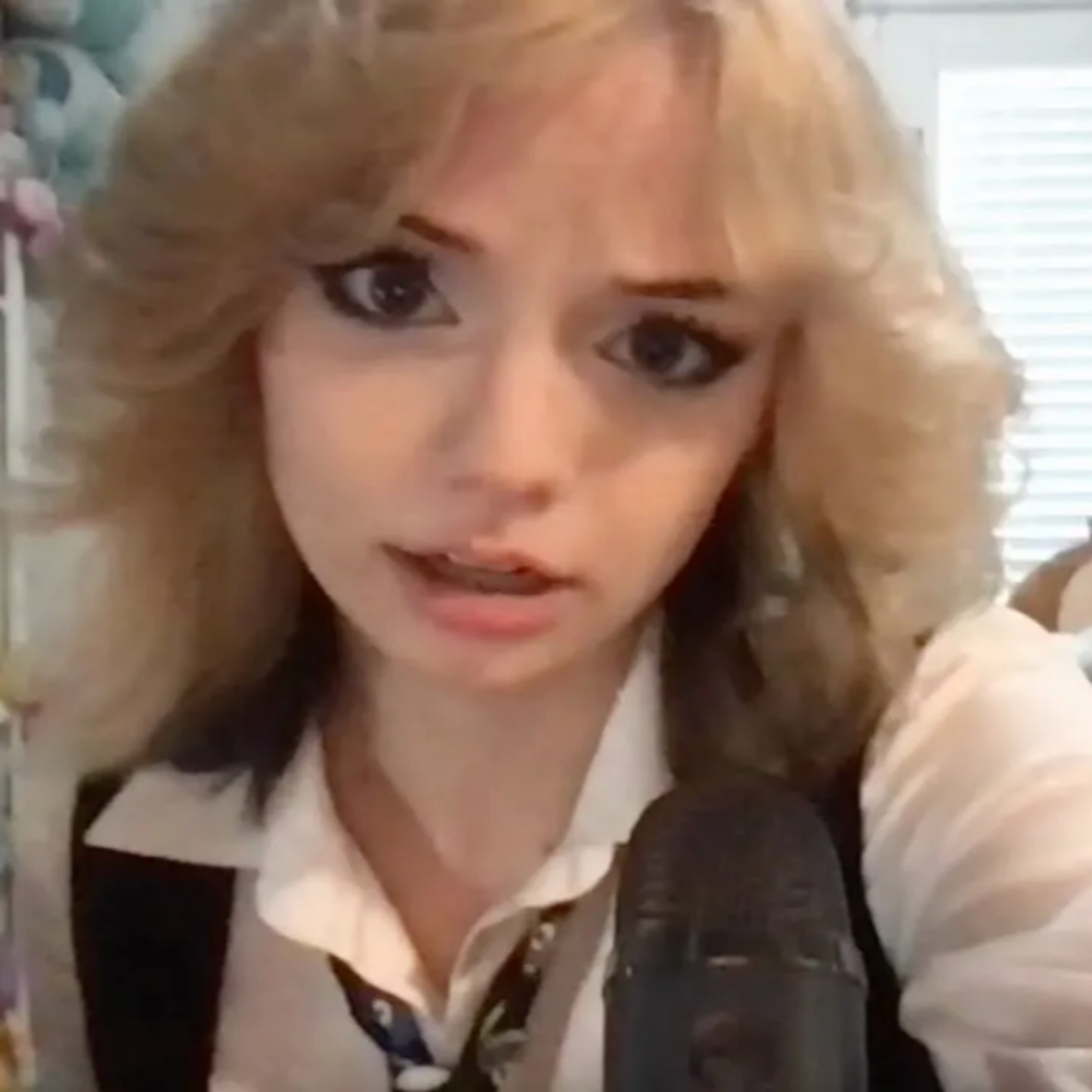 ASMR just two friends hanging out