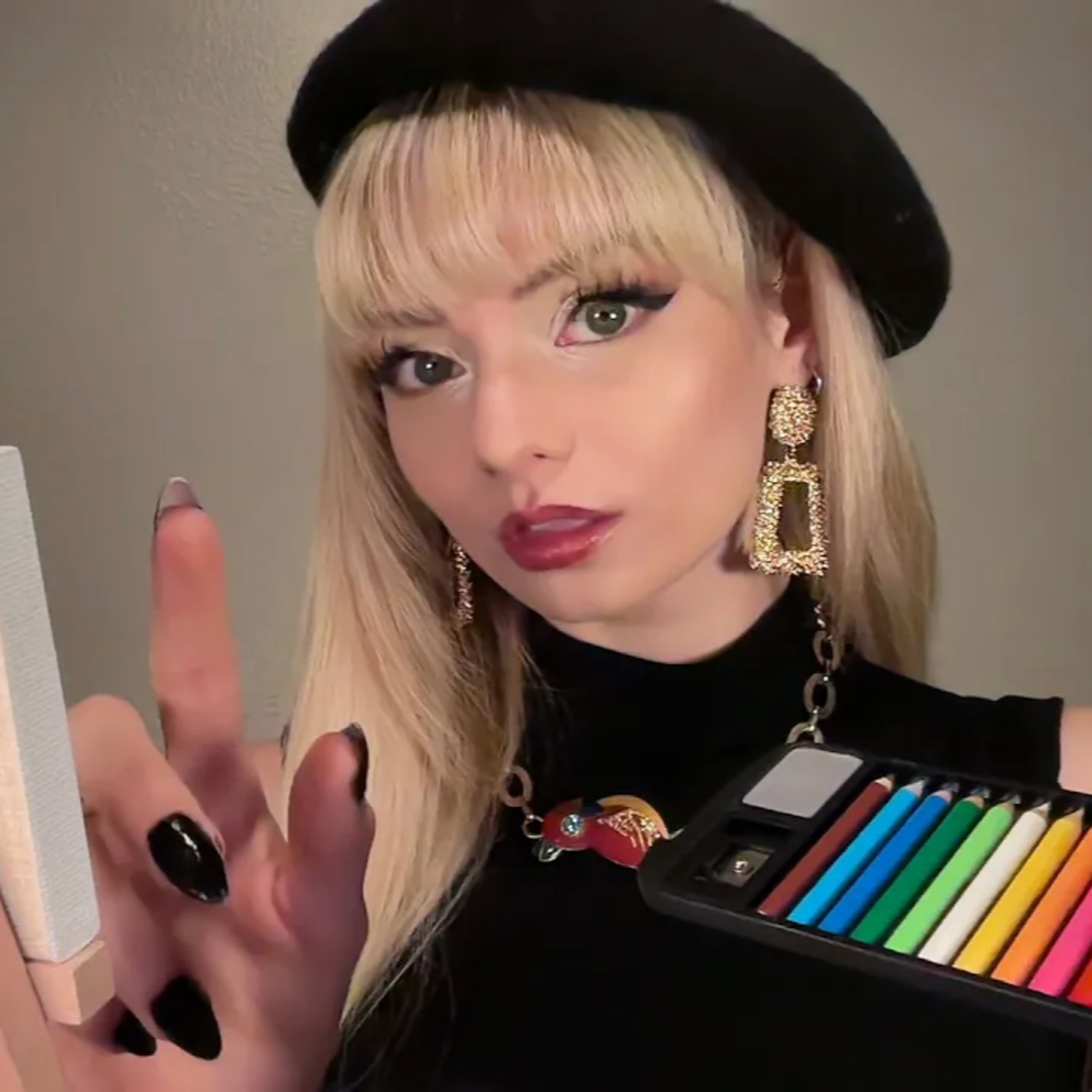ASMR Drawing Your ᵗⁱⁿʸ Portrait While You Sleep