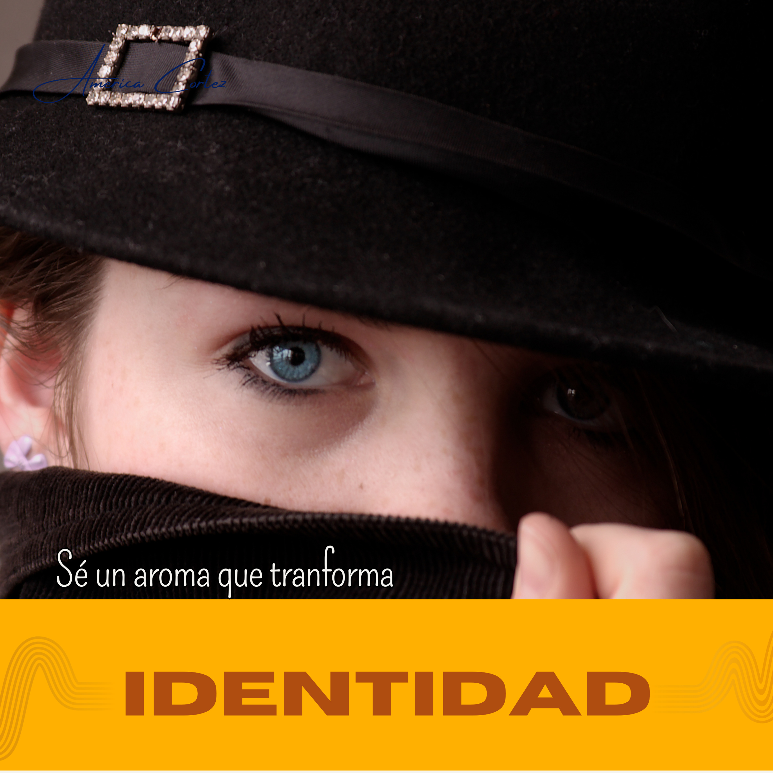 Portada de Con Aroma de Mujer