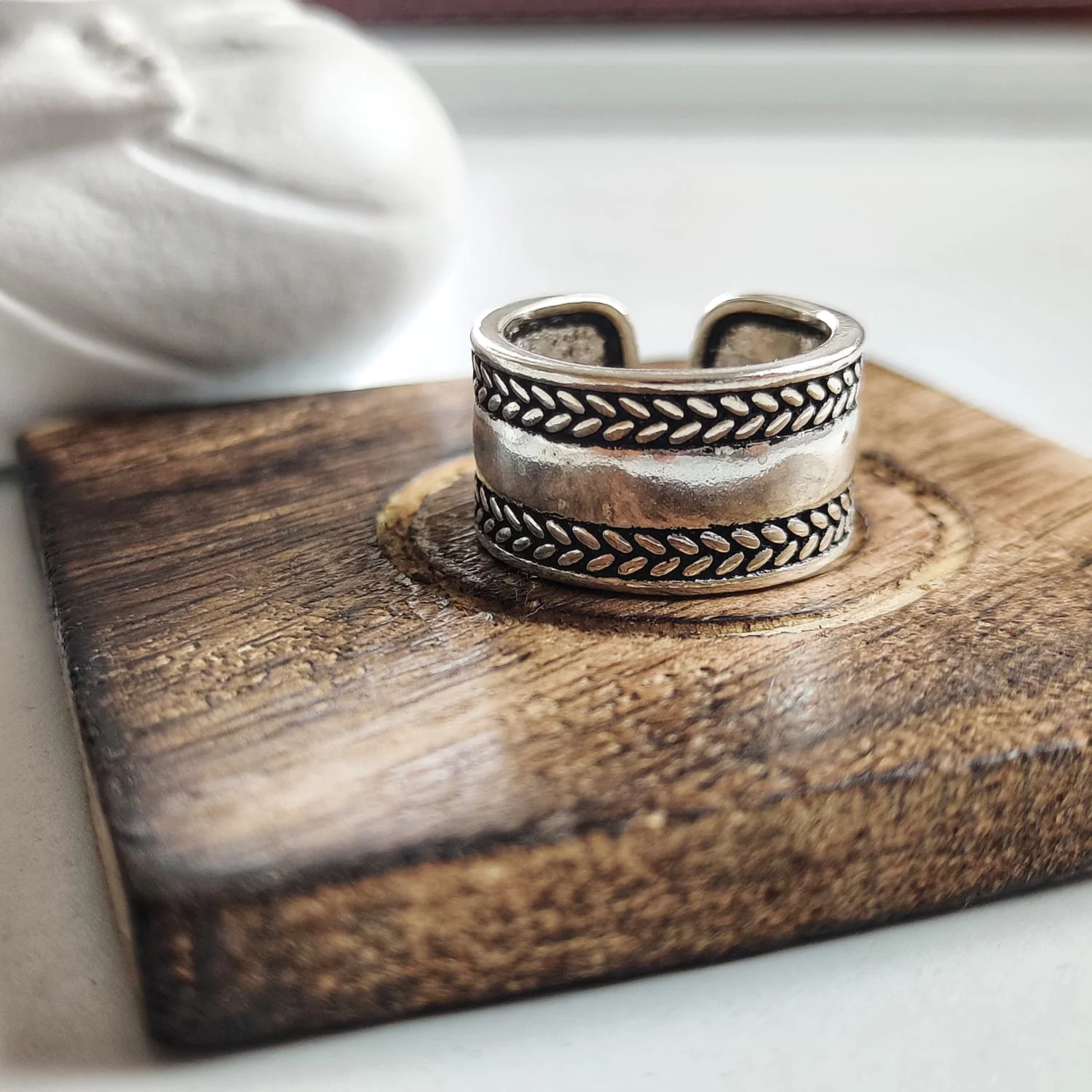 The Colourful AUra - Online Jewelry Store in UK