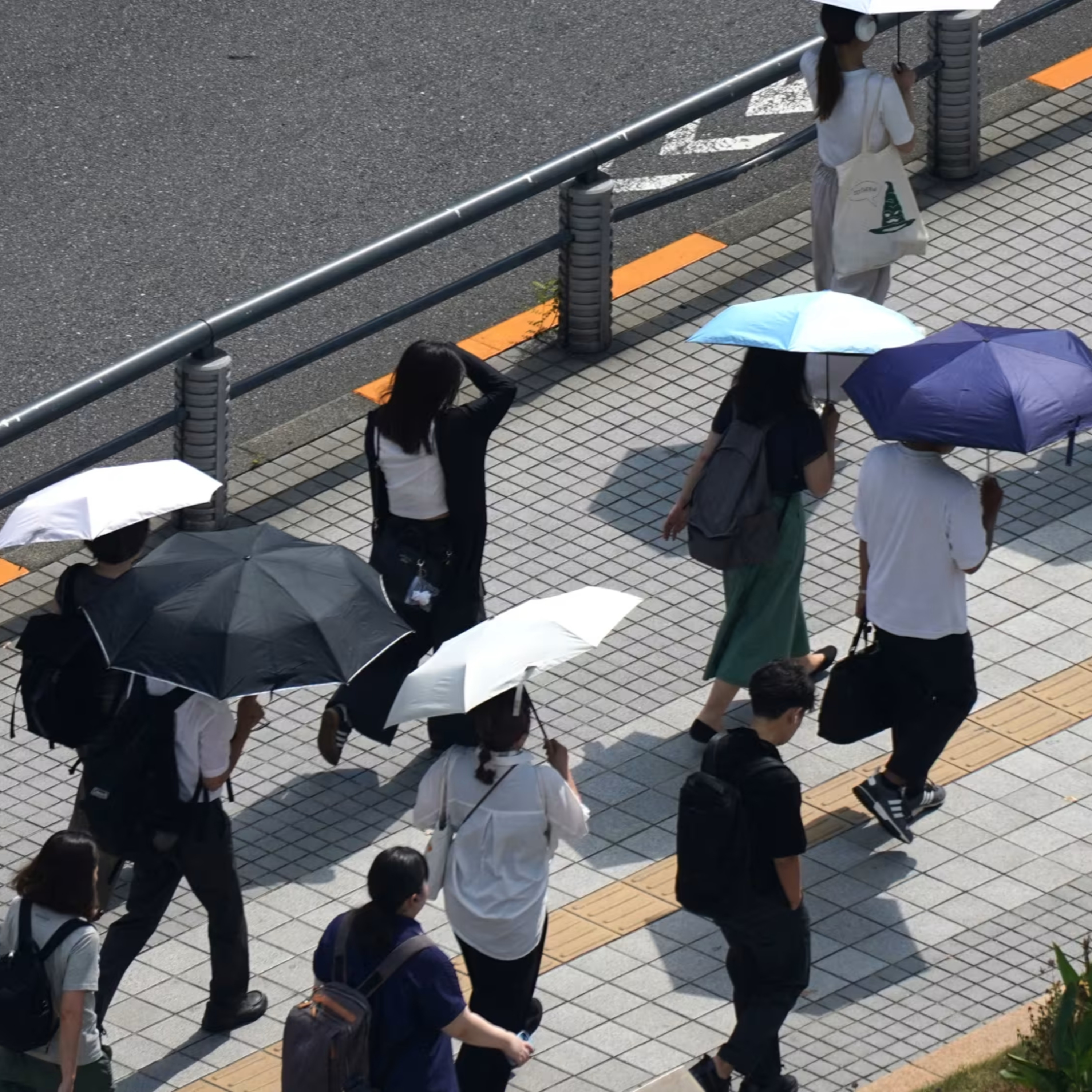 41.8°C & Alone: Inside Japan’s Climate Emergency for Seniors episode artwork