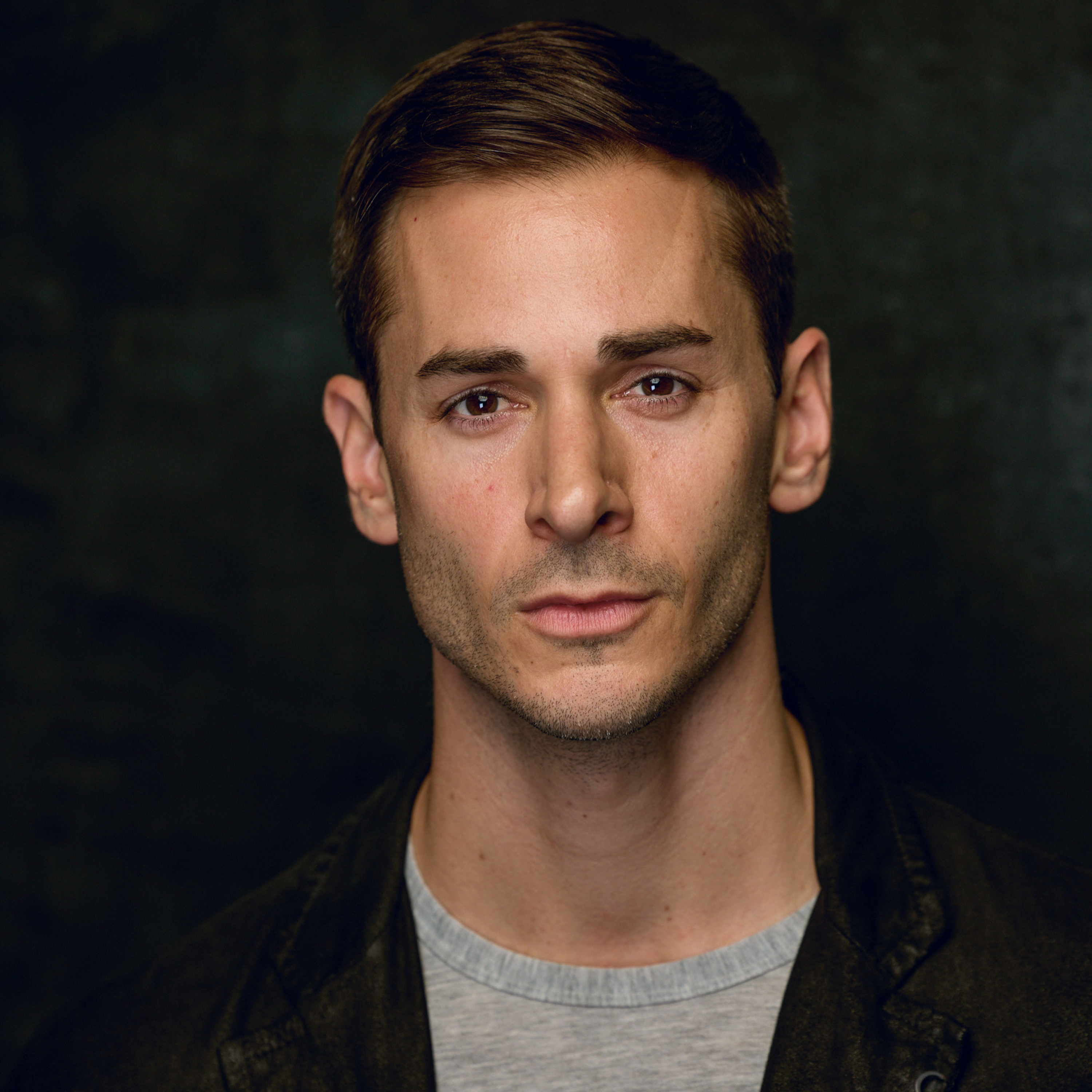 Ryan Ray Vincent: Vertical Storytelling, Acting in the New Content Economy & Building Momentum in Hollywood episode artwork