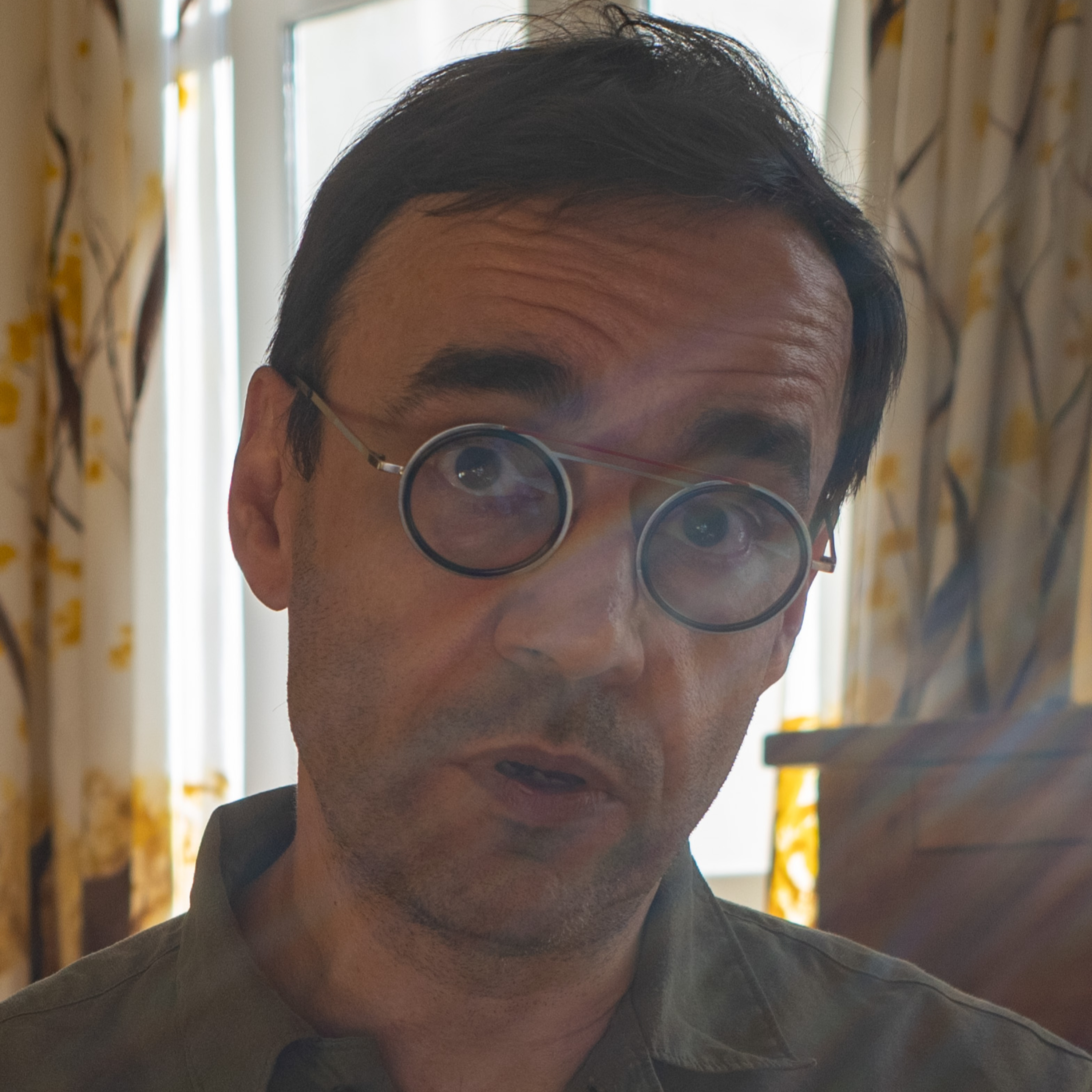 Entretien avec Pierre Alivon - 2 - le sentiment de bonheur chez les Chinois episode artwork