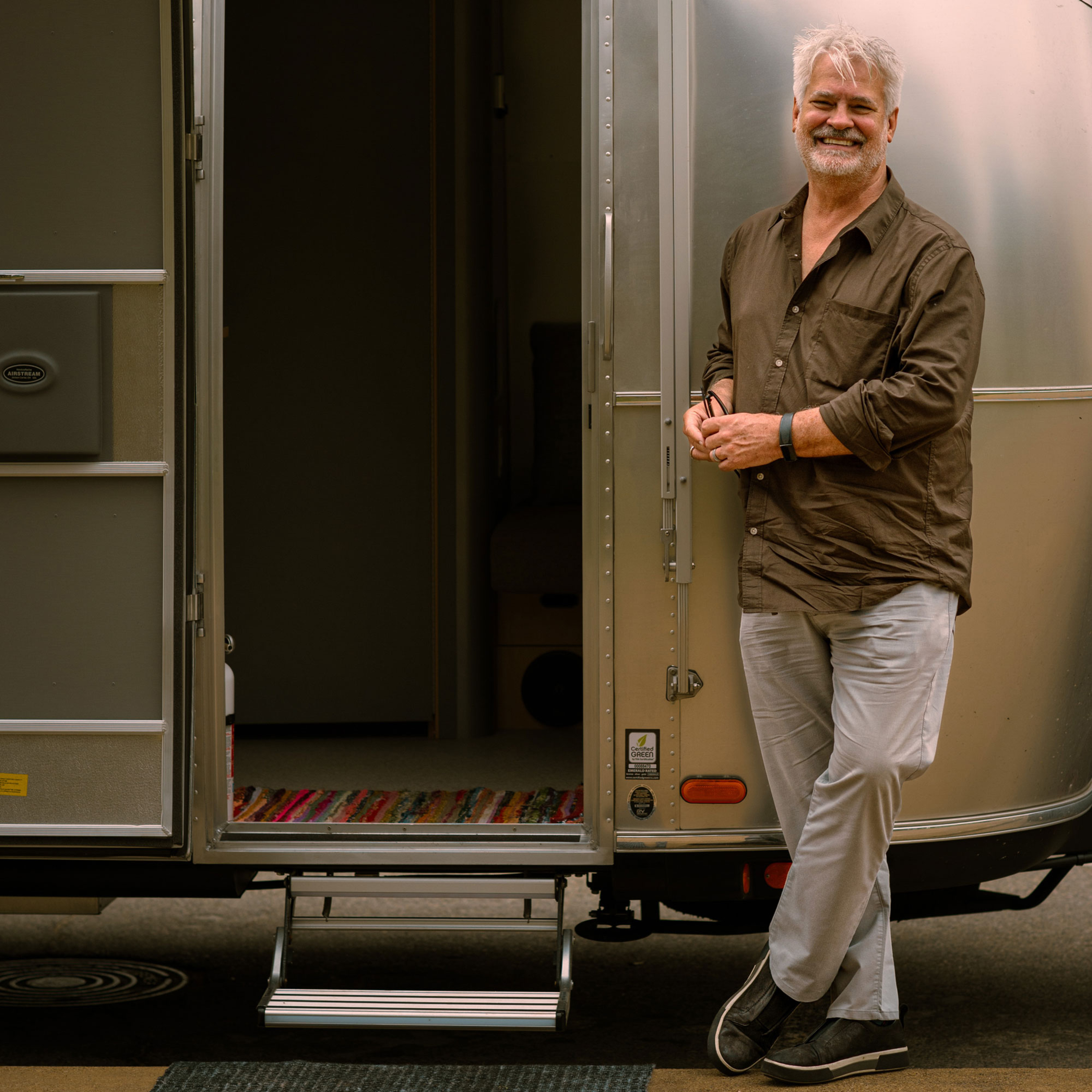 DON RAINES JR. | Two remarkable Swedes in Dallas and one letter to Sweden episode artwork
