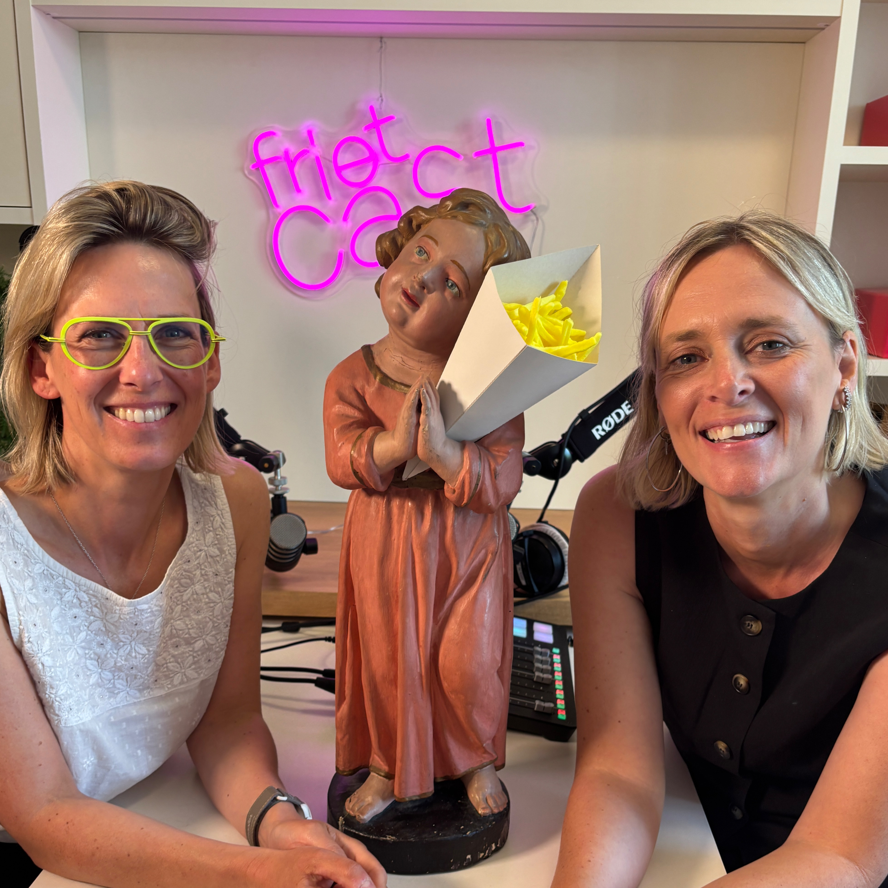 #145 TOMORROWLAND WOORDVOERDER DEBBY WILMSEN episode artwork
