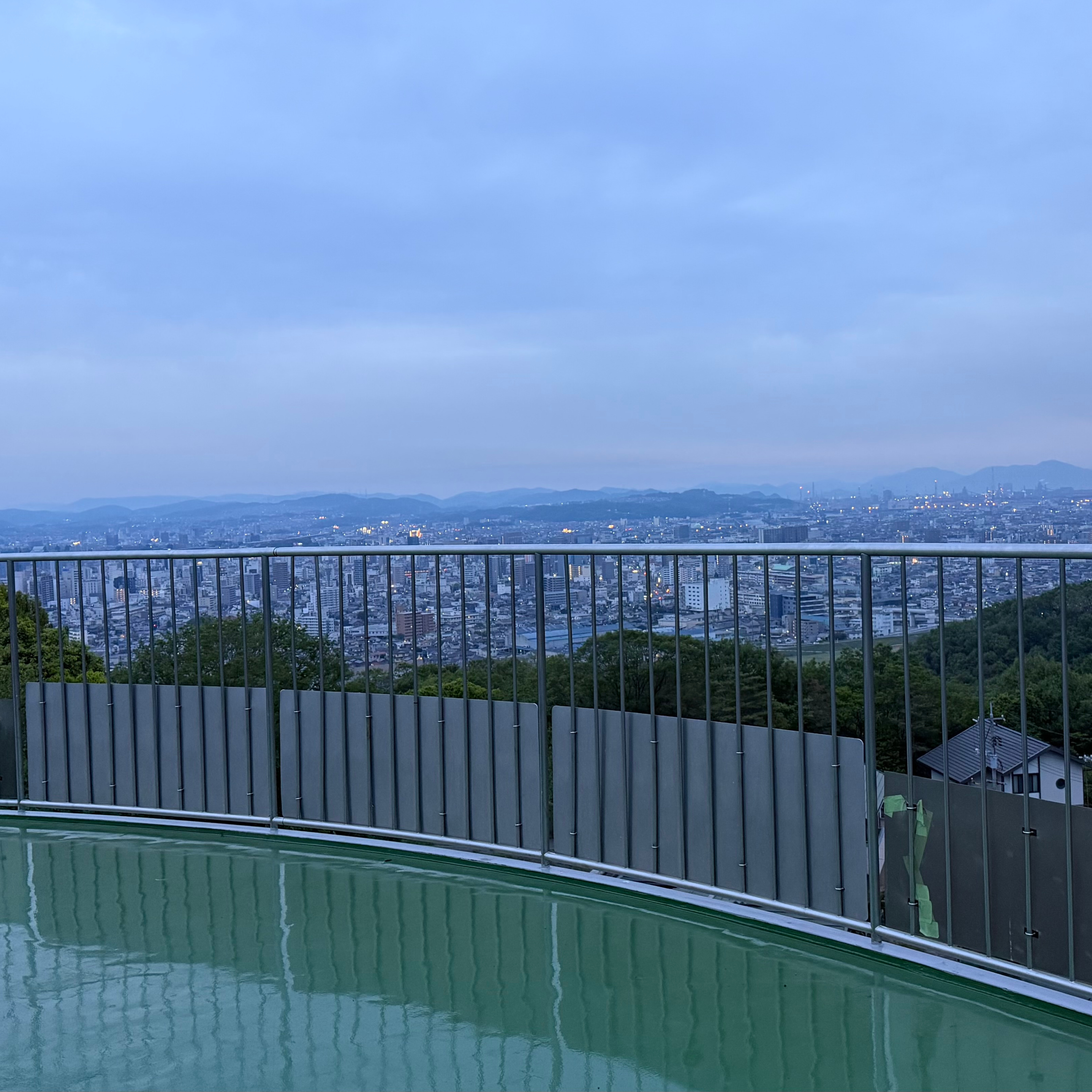 Cloudy Dawn Over the Observation Deck (いつもの展望台から2026年5月3日)