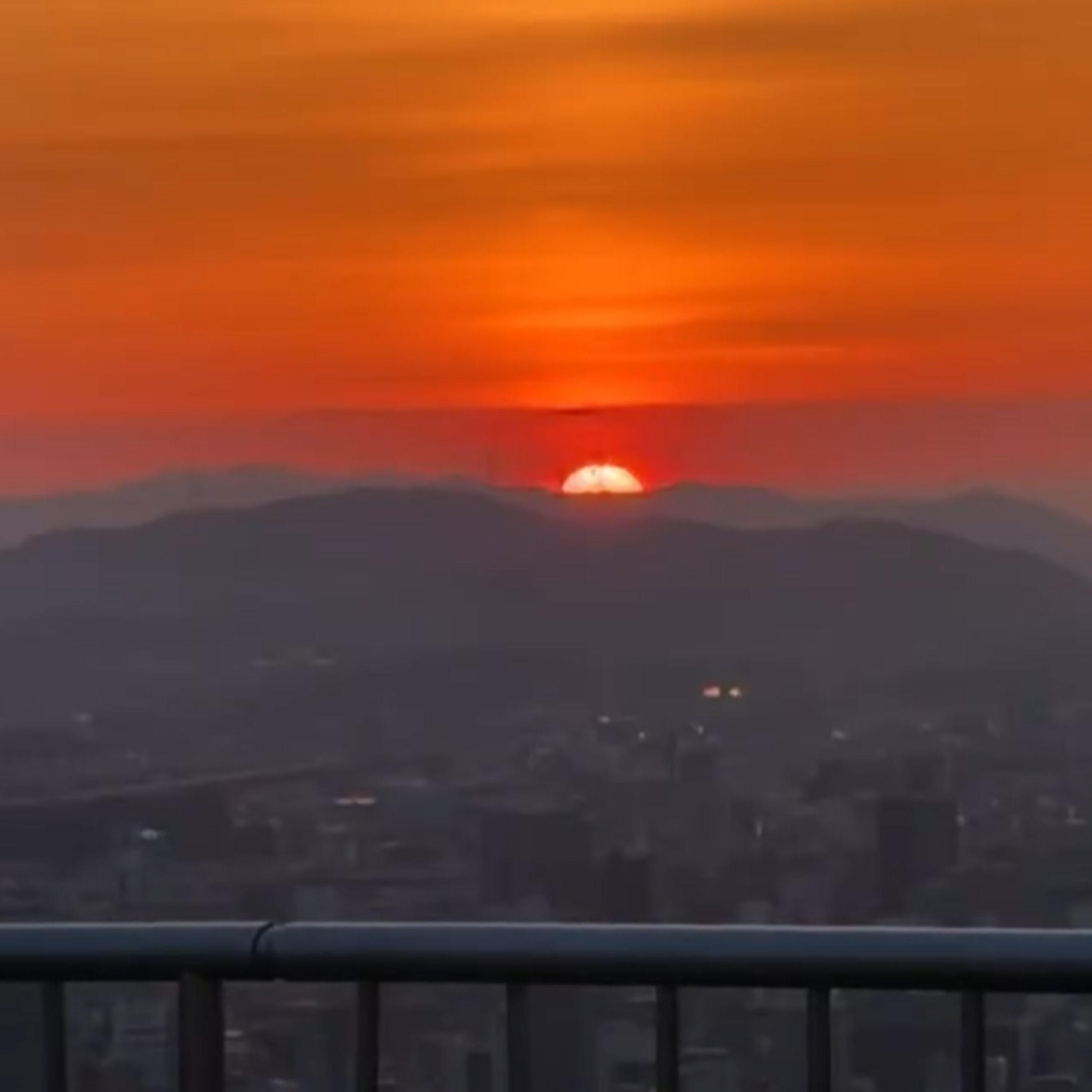 Morning Solstice at the Observatory (いつもの展望台から2026年5月12日)